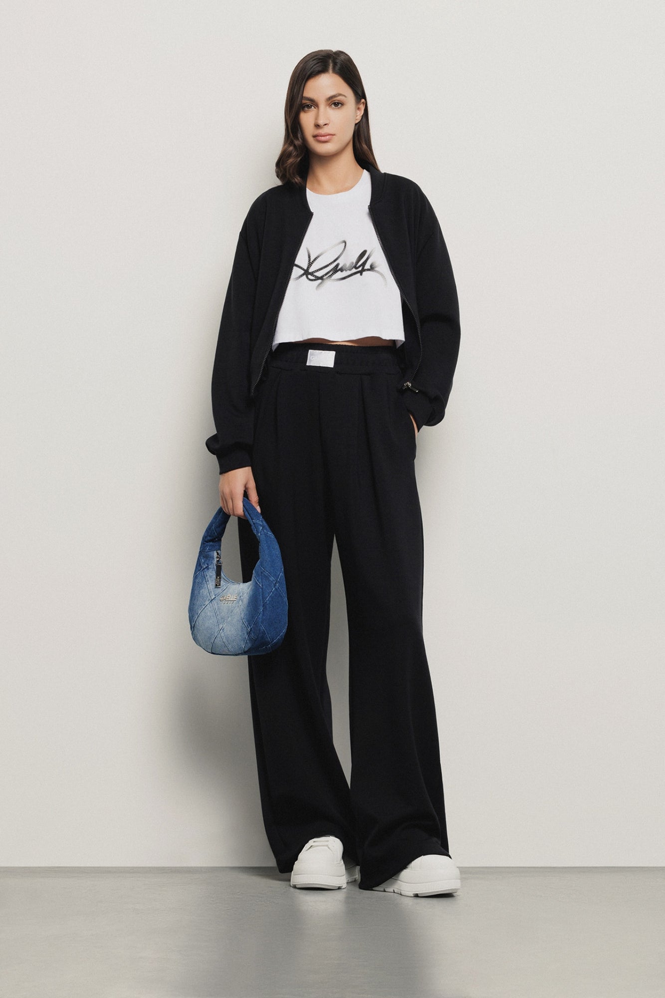 Round Neck T-shirt with Print - Gaëlle Paris