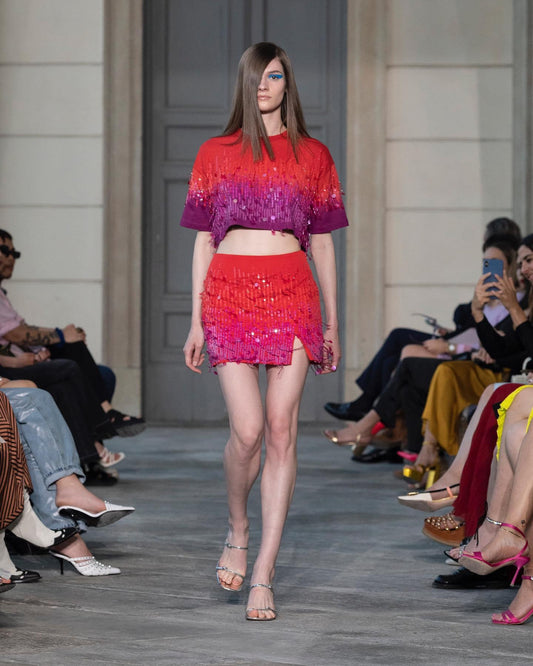 Saia Curta Bordada em Degradê - Simona Corsellini