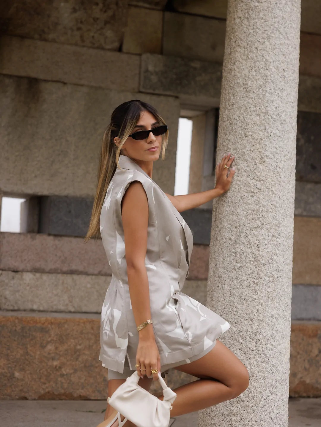 Printed Vest with Shoulder Pads - Scripta