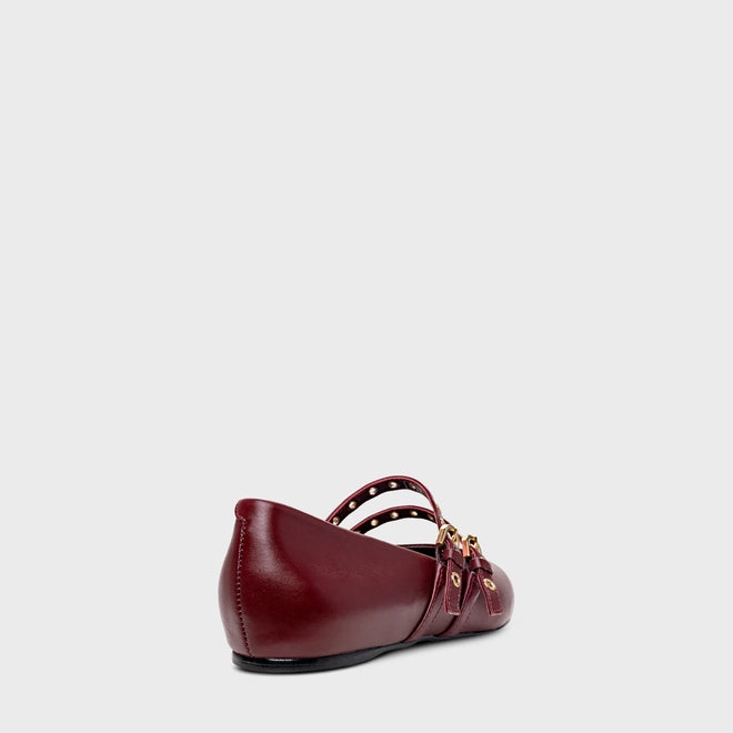 Sabrina com Fivela Cor Vinho MAHOGANY - Carrano
