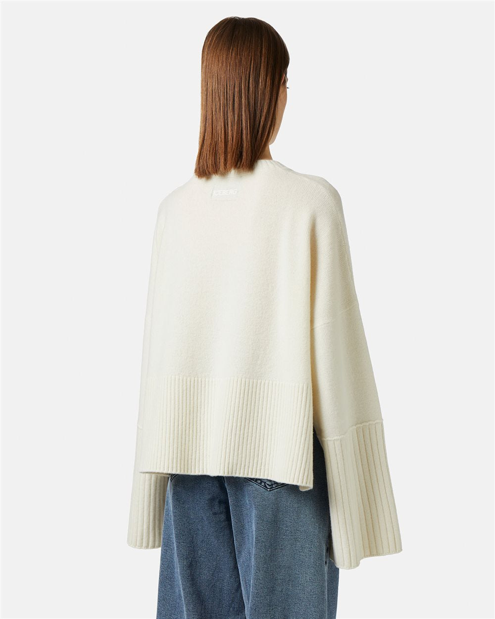 Suéter Oversize de Lã com Gola Redonda - Iceberg