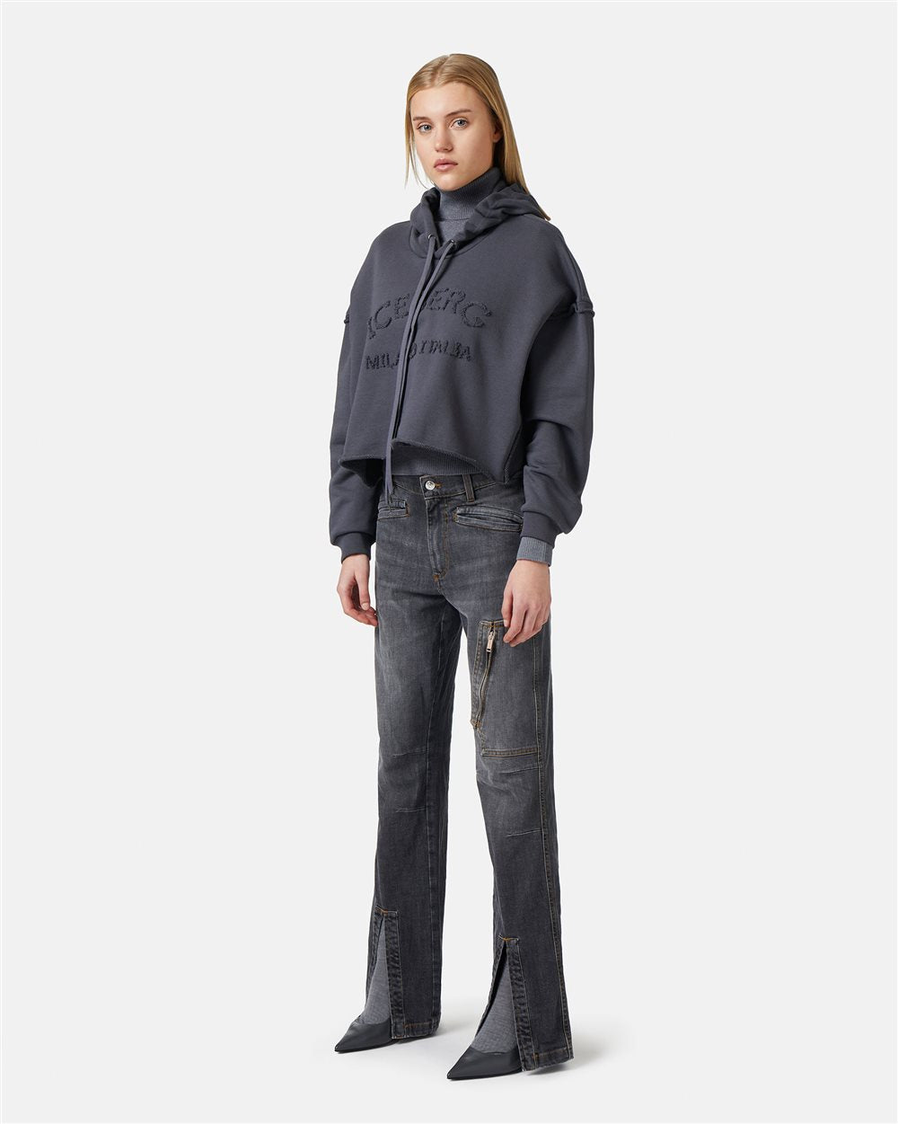 Camisola Cropped com Capuz - Iceberg