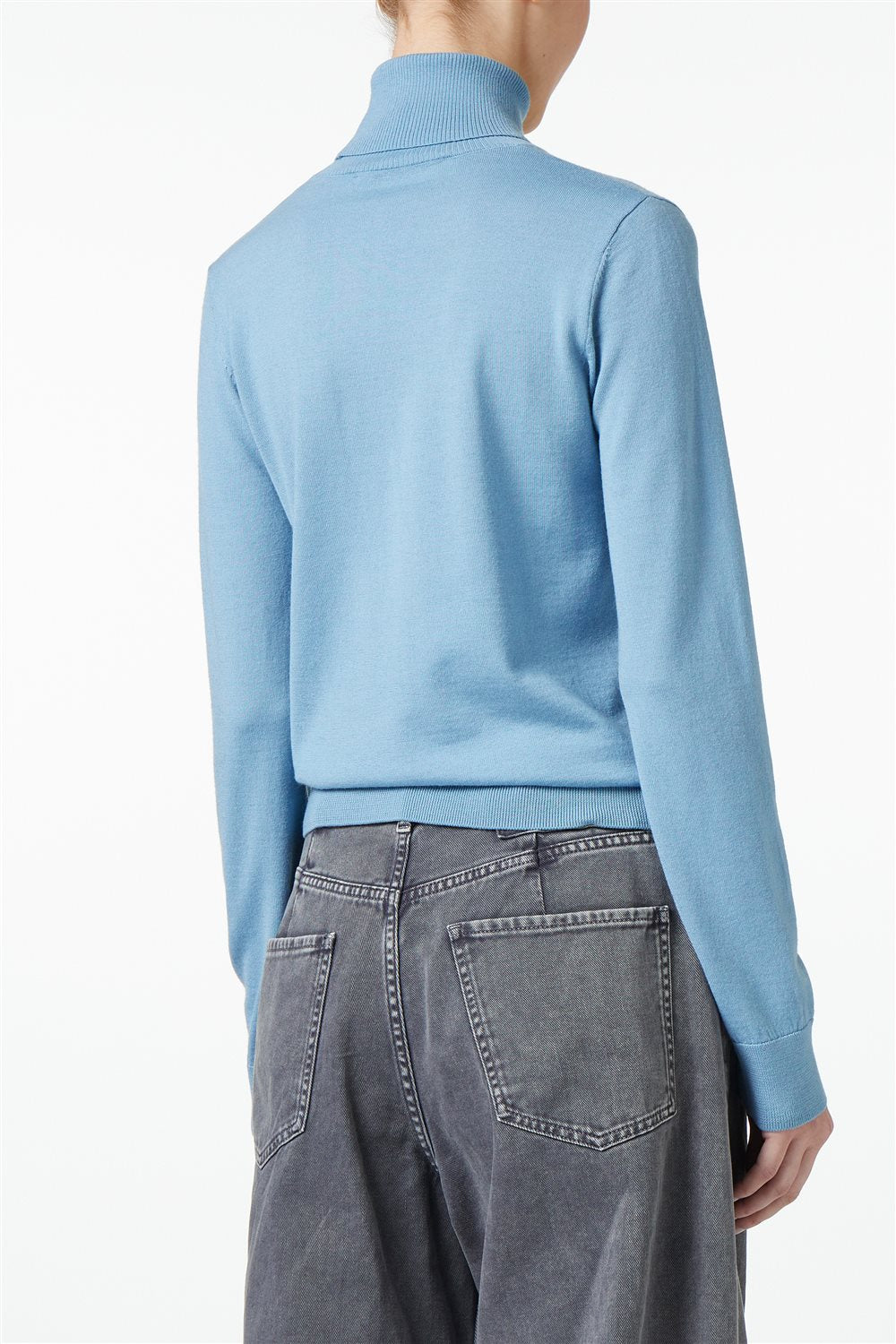 Camisola de Gola Alta em Lã Merino Extra Fina – Iceberg