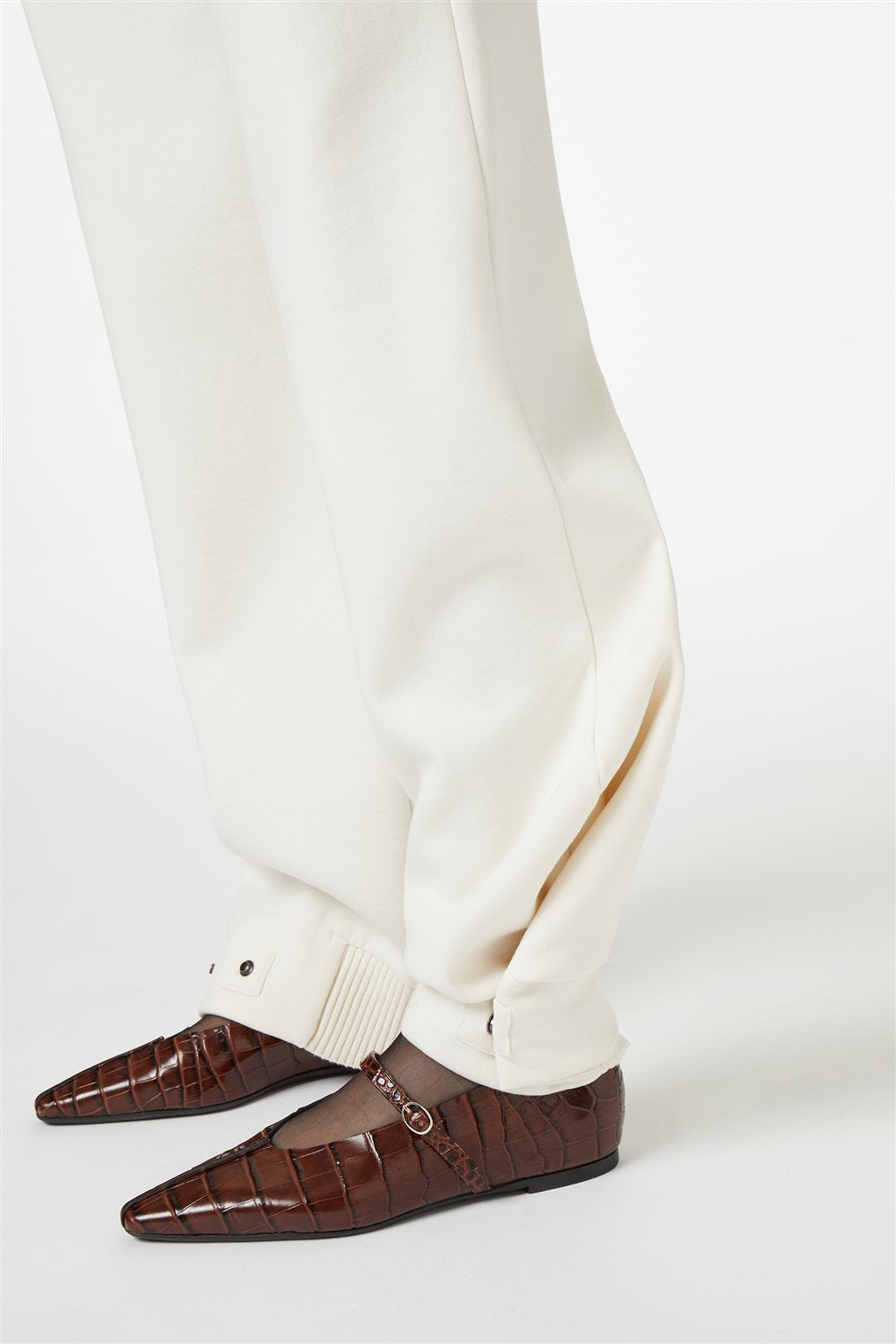 Calças Jogger em Algodão Sustentável Baunilha – Iceberg