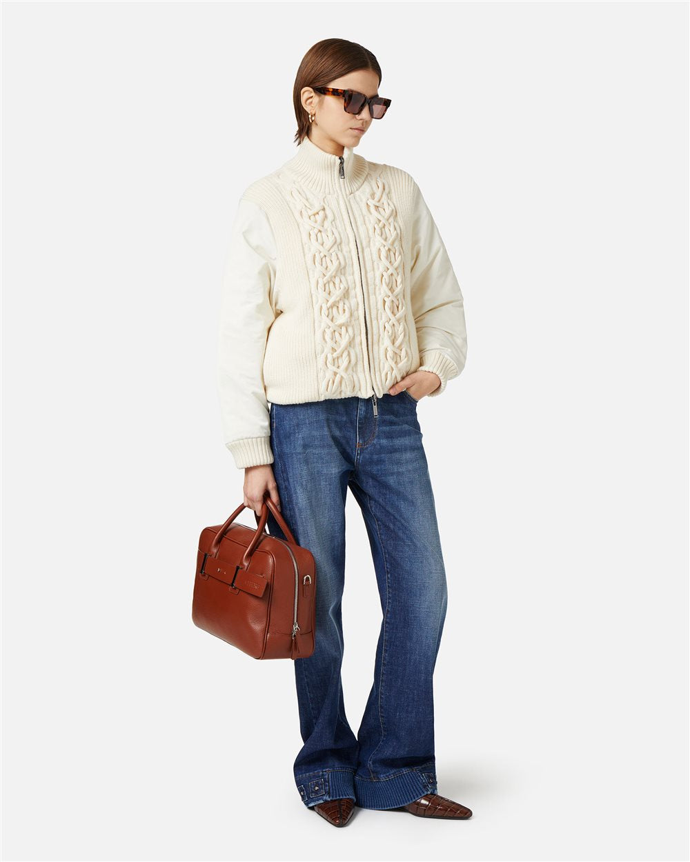 Casaco Curto Reversível com Corpo em Malha Baunilha e Mangas em Nylon – Iceberg