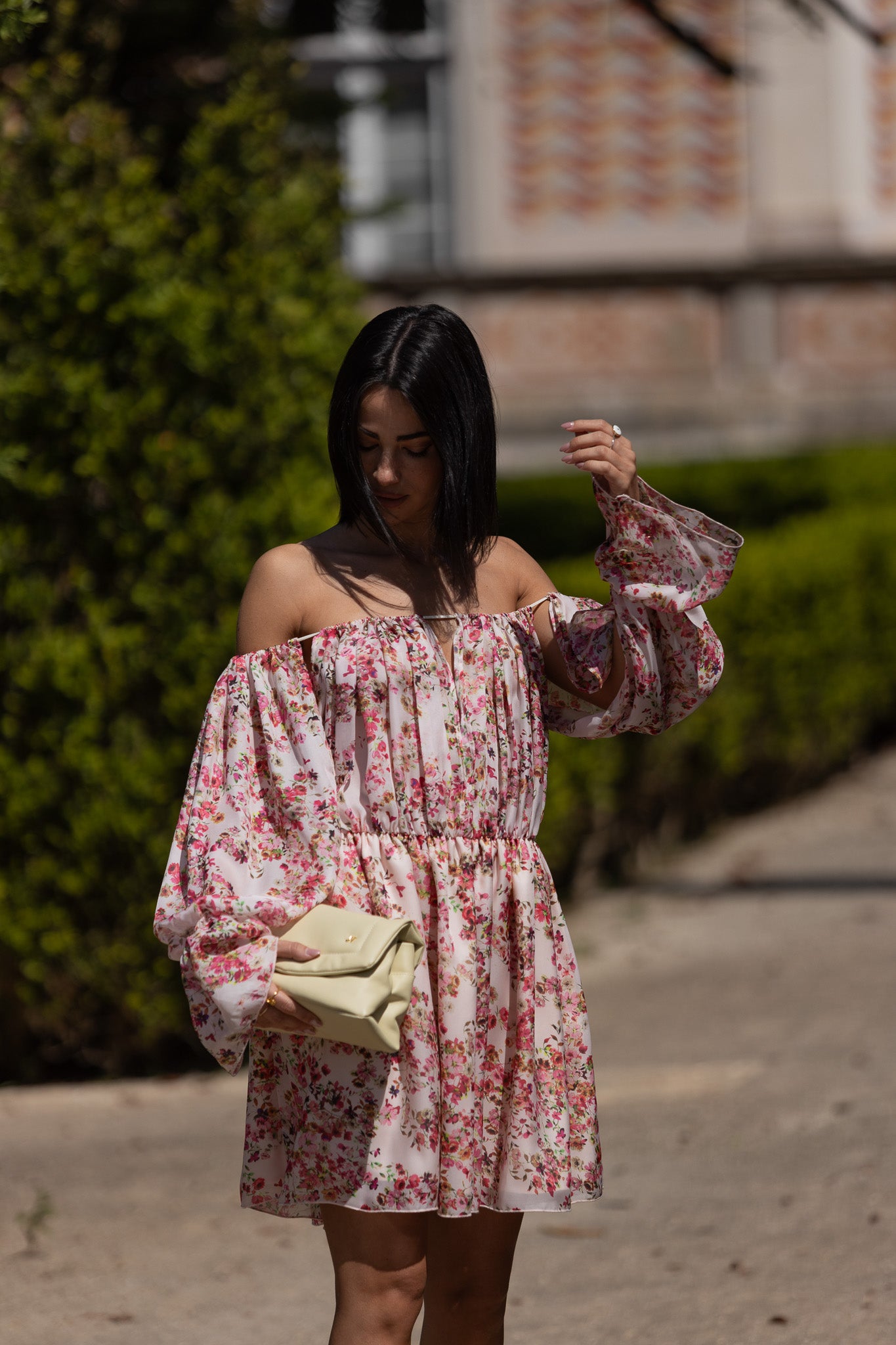 Vestido Floral sem Ombros - Jijil