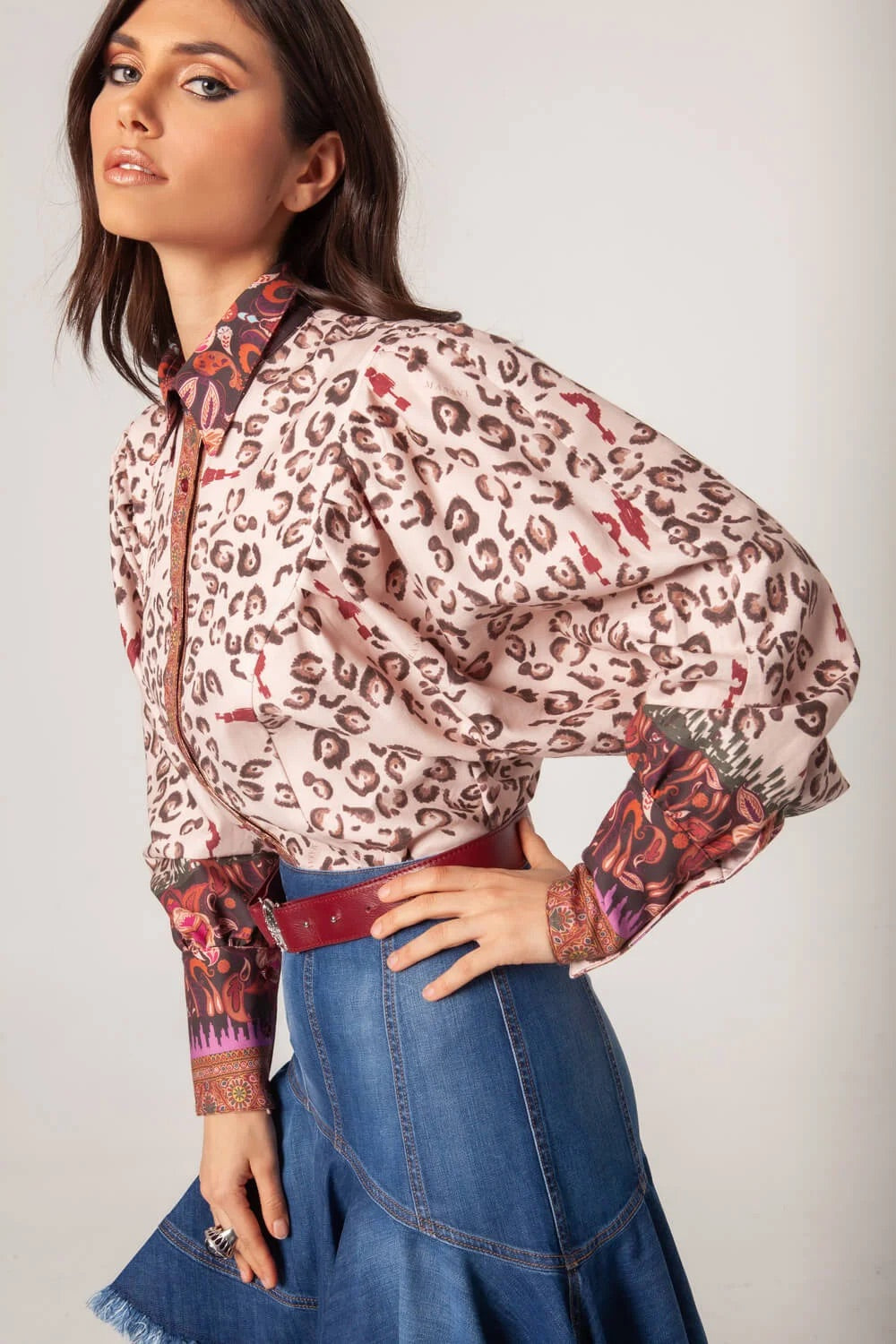 Chemise Ethnique Lion Manches Plissées
