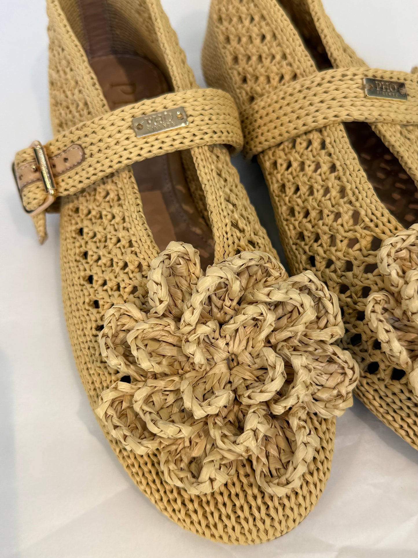 Ballerina Em Ráfia Com Aplicação Floral – Pho Firenze