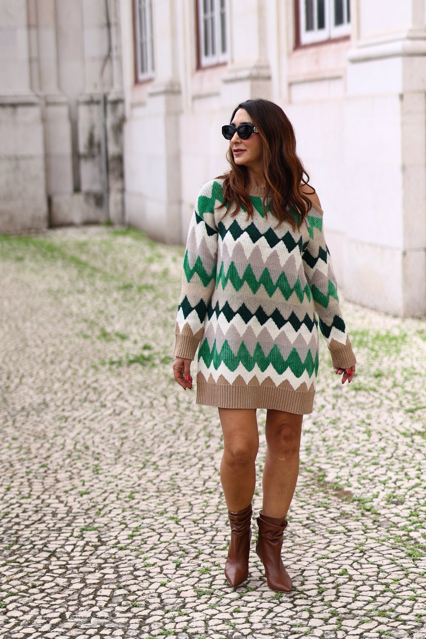 Vestido de Malha com Ombro Aberto - Simona Corsellini