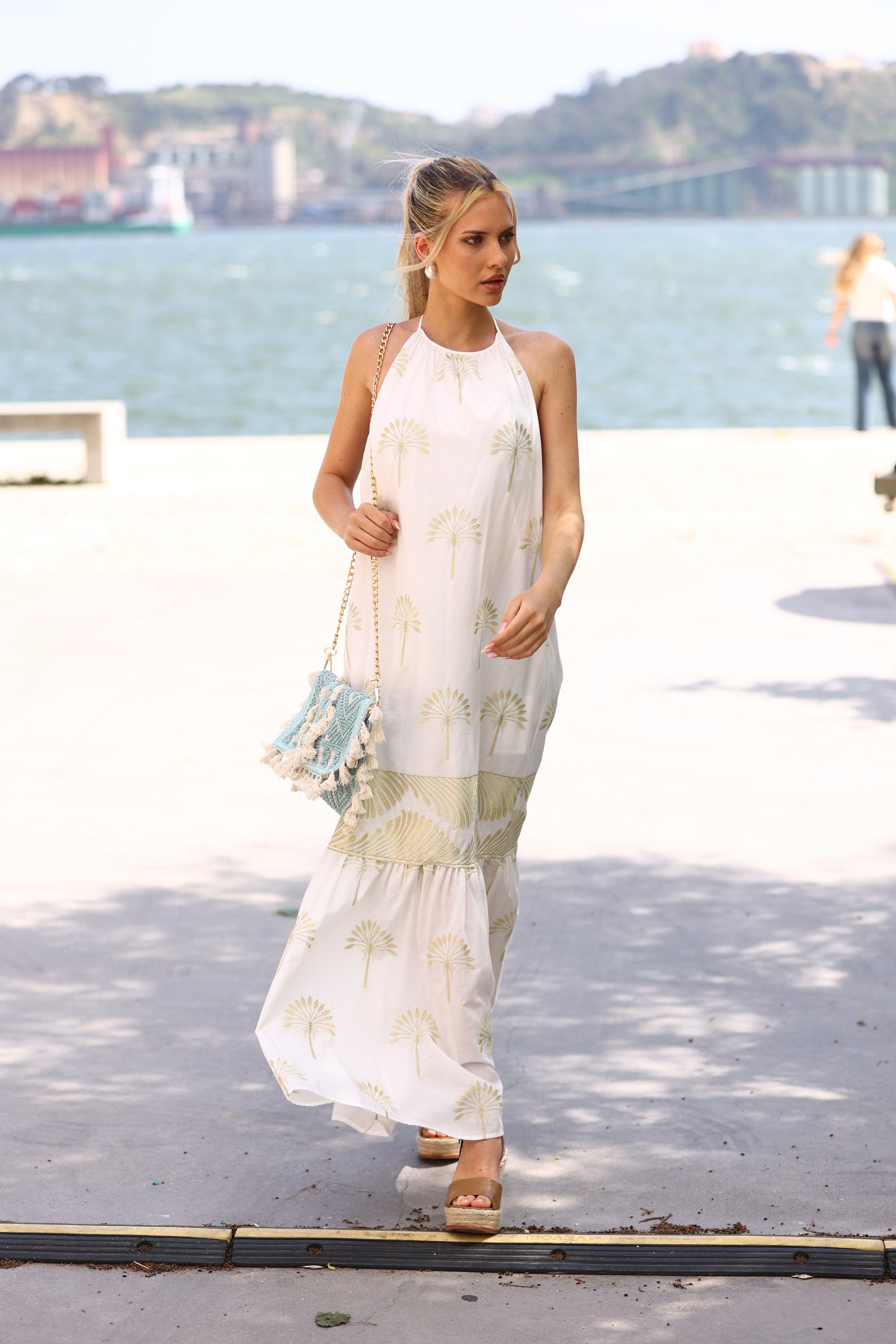 Vestido Longo com Estampa Dourada - Simona Corsellini