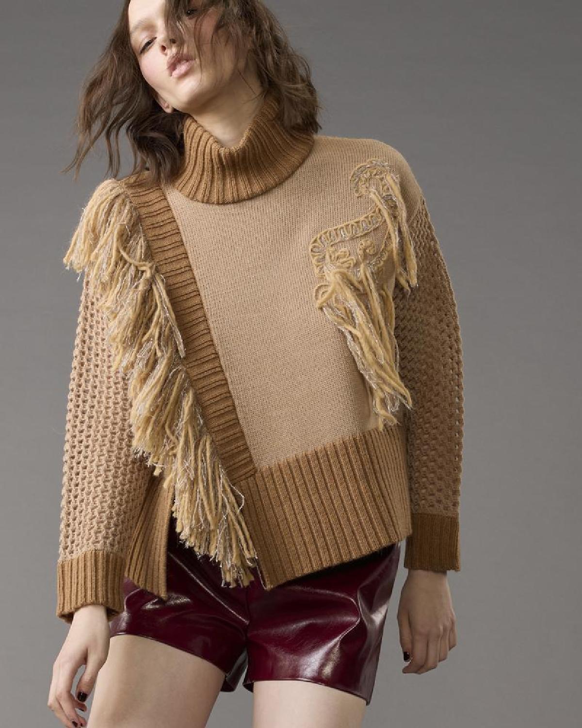 Camisola em Tricô com Franjas - Simona Corsellini