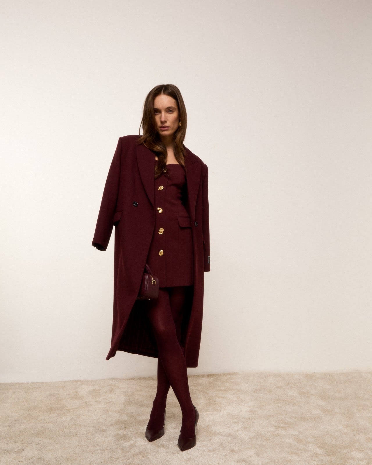 Vestido Mini Ely com Decote Coração – Josh V