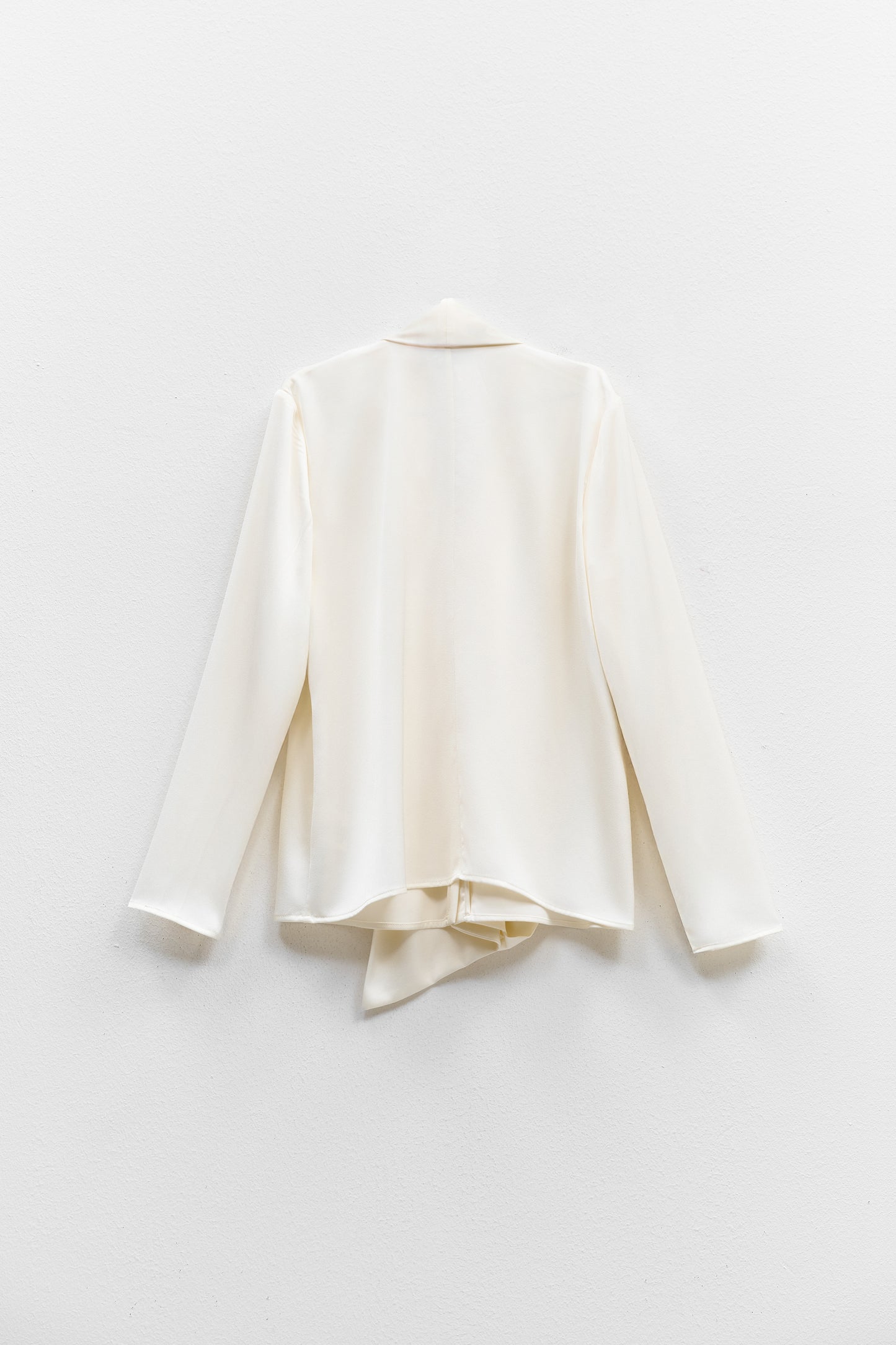 Camisa Fluida Com Gola Ampla – Eleh