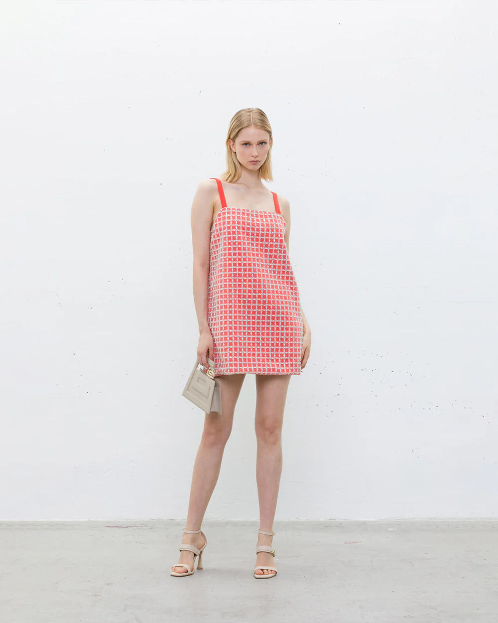 Vestido Curto Brilho - Jijil