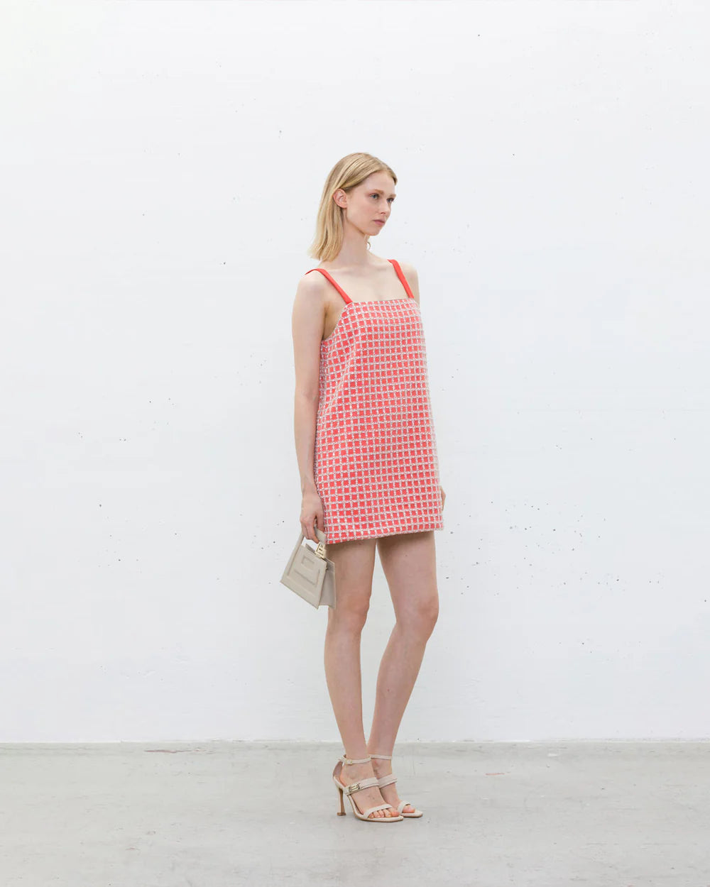 Vestido Curto Brilho - Jijil