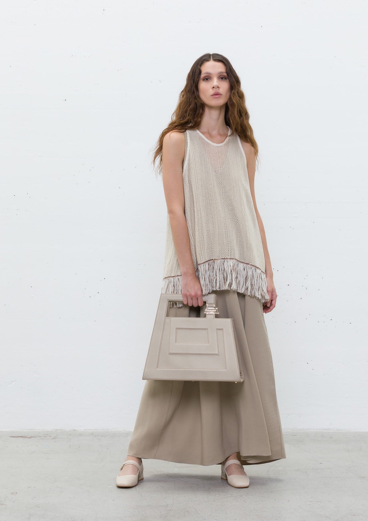 Vestido longo com franjas e textura artesanal - Jijil
