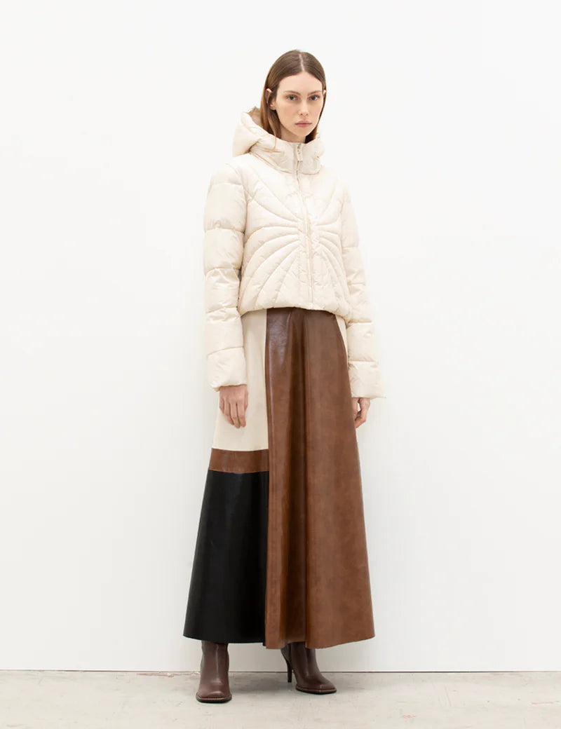 Saia Longa em Couro - Jijil