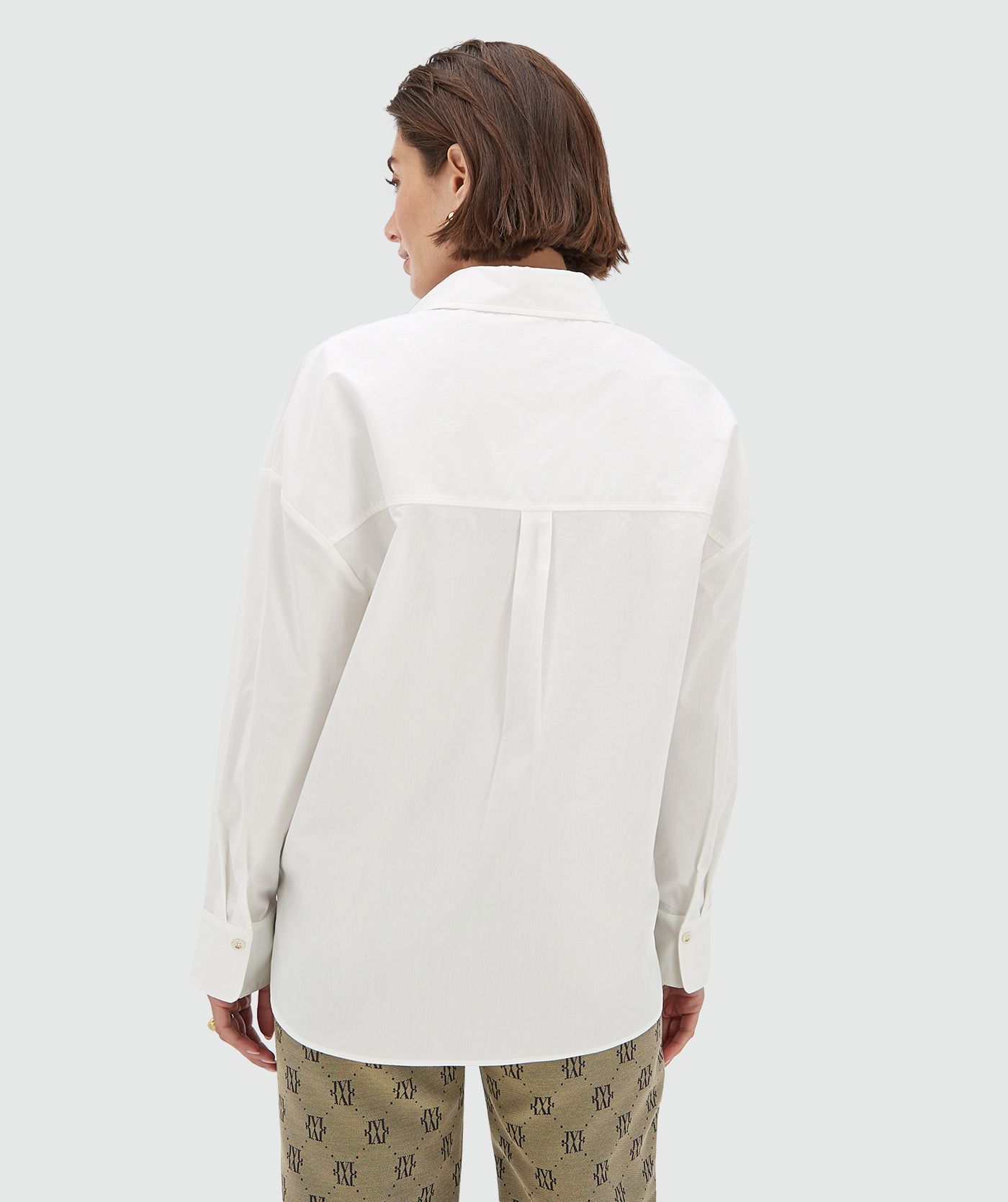 Blusa oversized BERDINA - Josh V