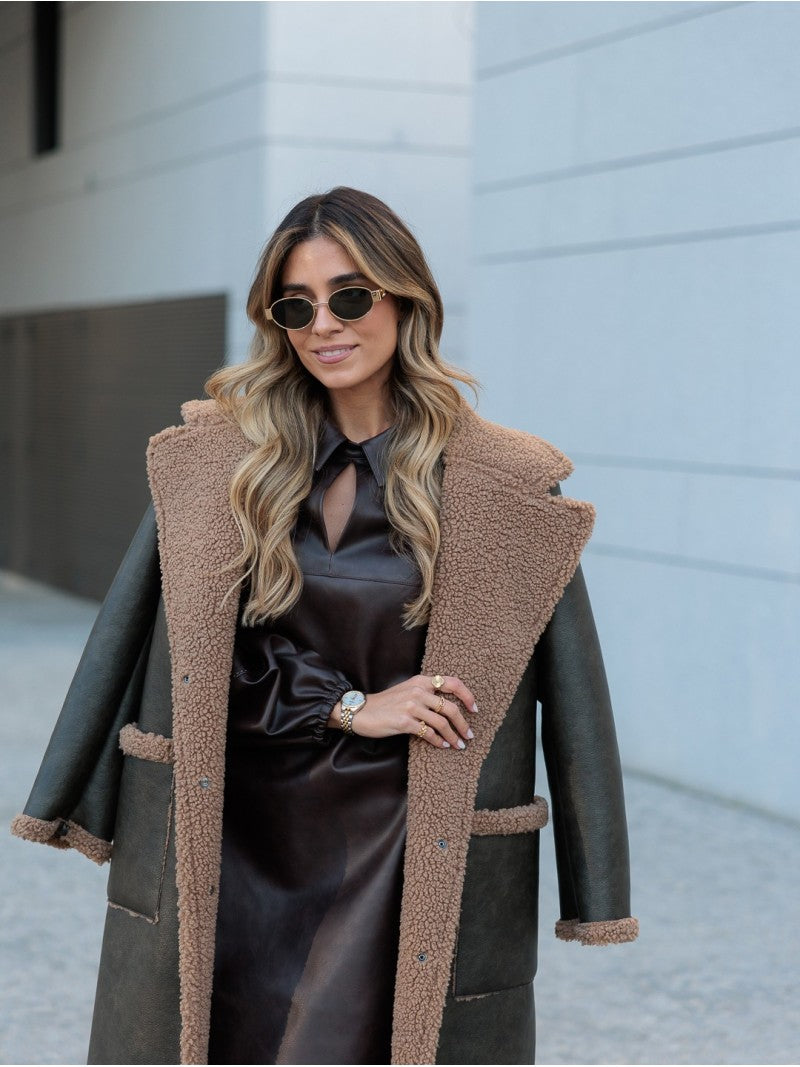 Casaco Comprido com Efeito Pele e Interior em Pêlo – Scripta