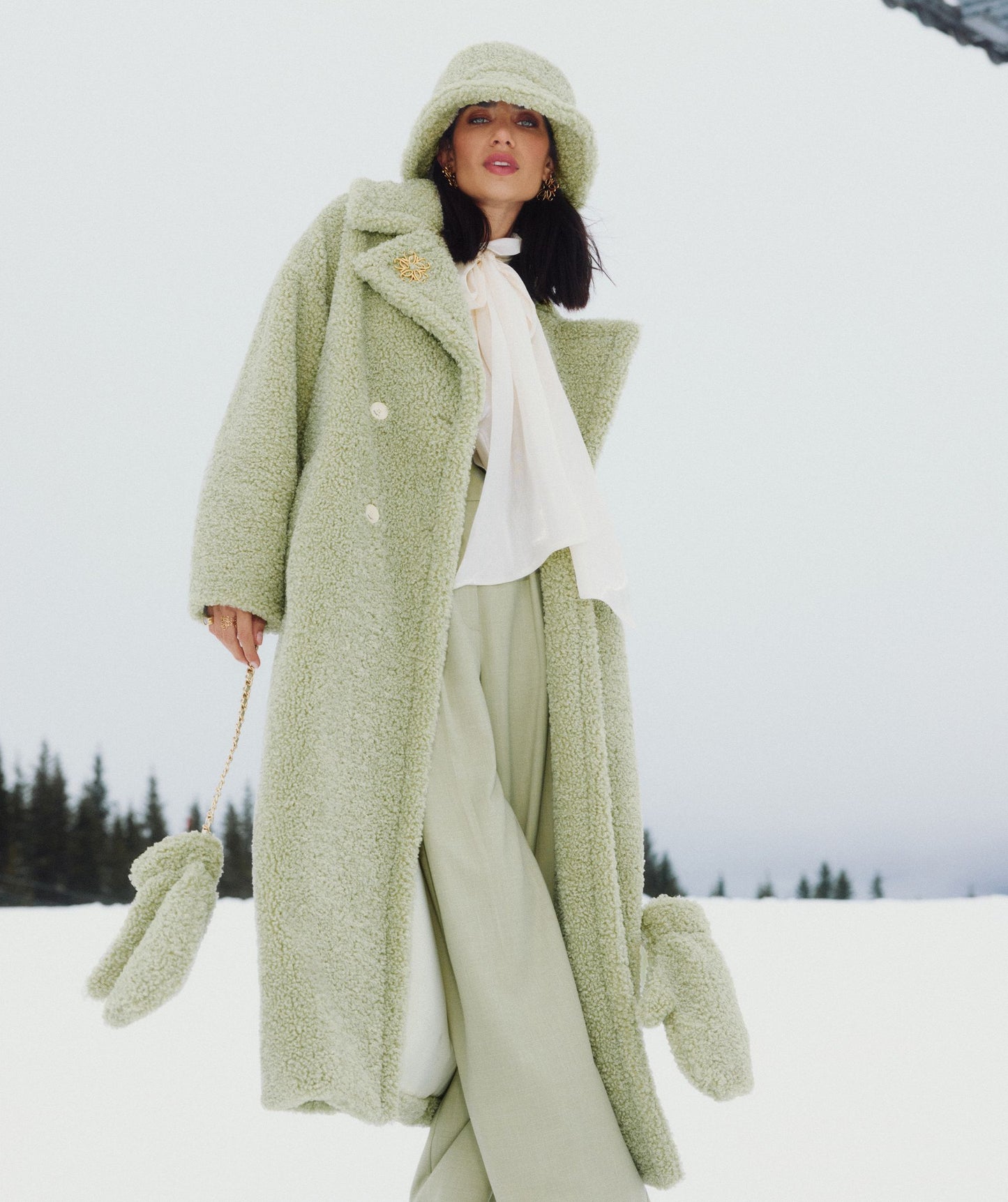 Casaco de Peluche Oversized LIZZ - Josh V