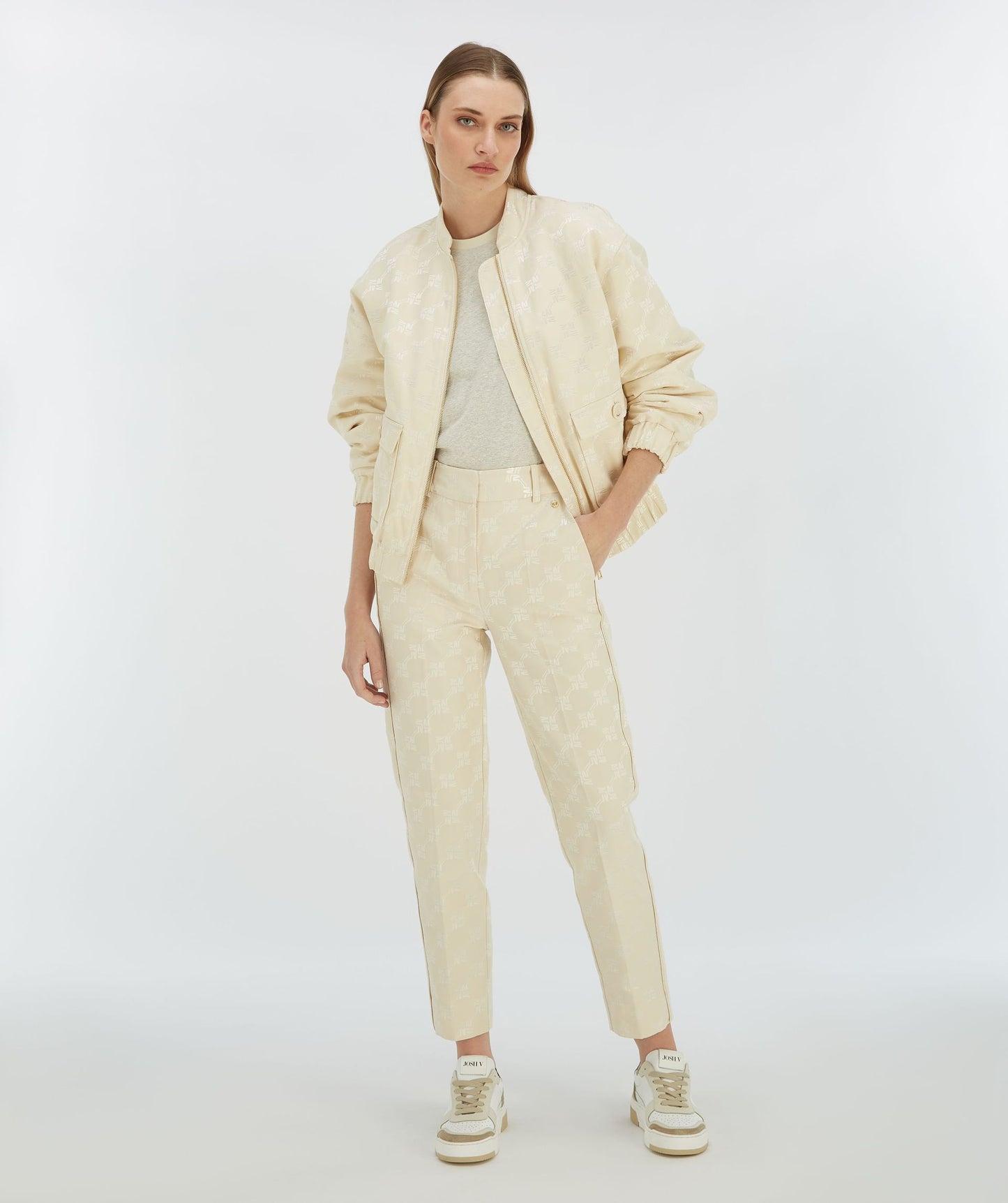 Calças NIKITA Slim Fit com Estampado de Logótipo - Josh V