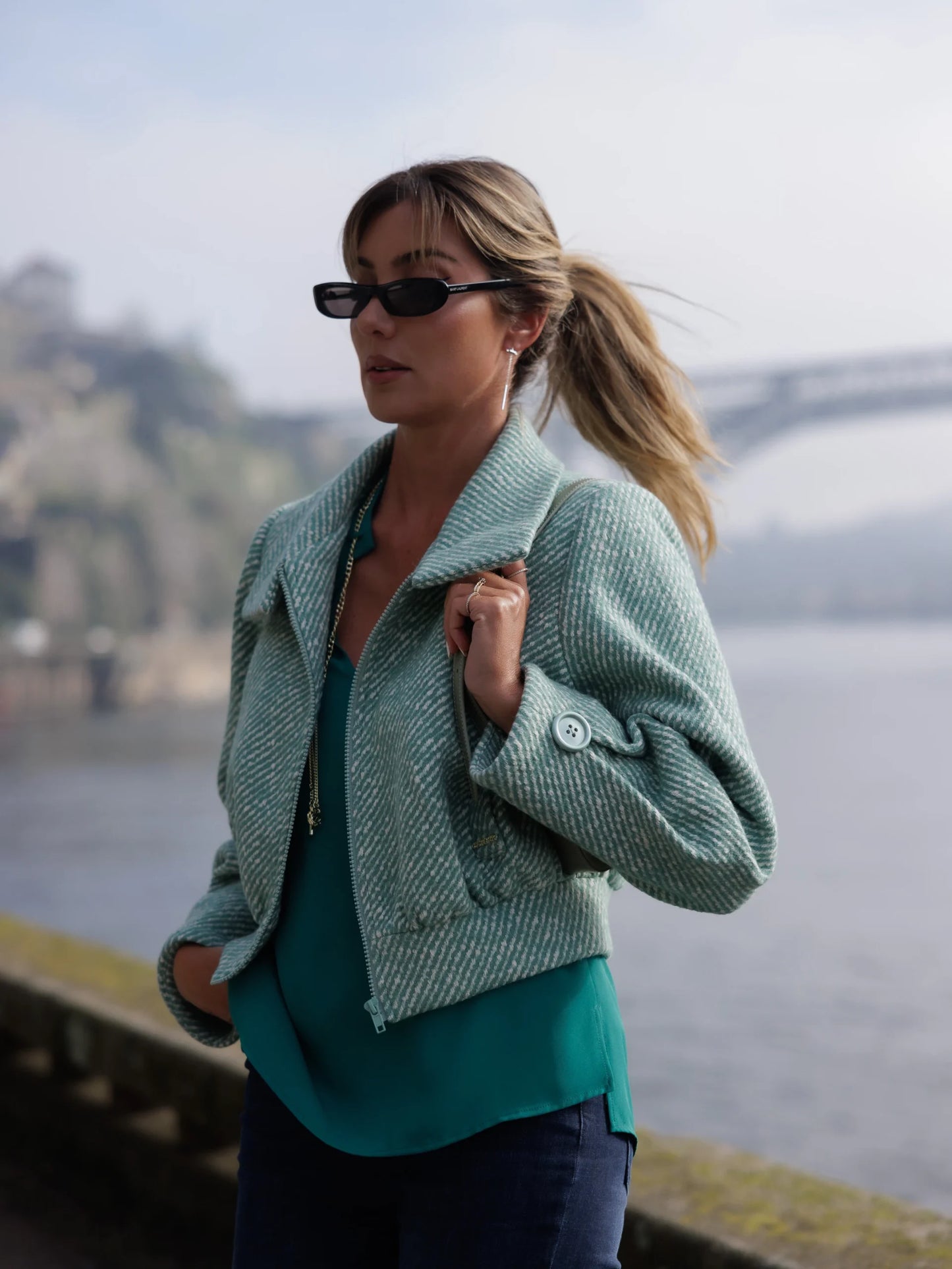 Plain Blouse with Chain Detail - Scripta