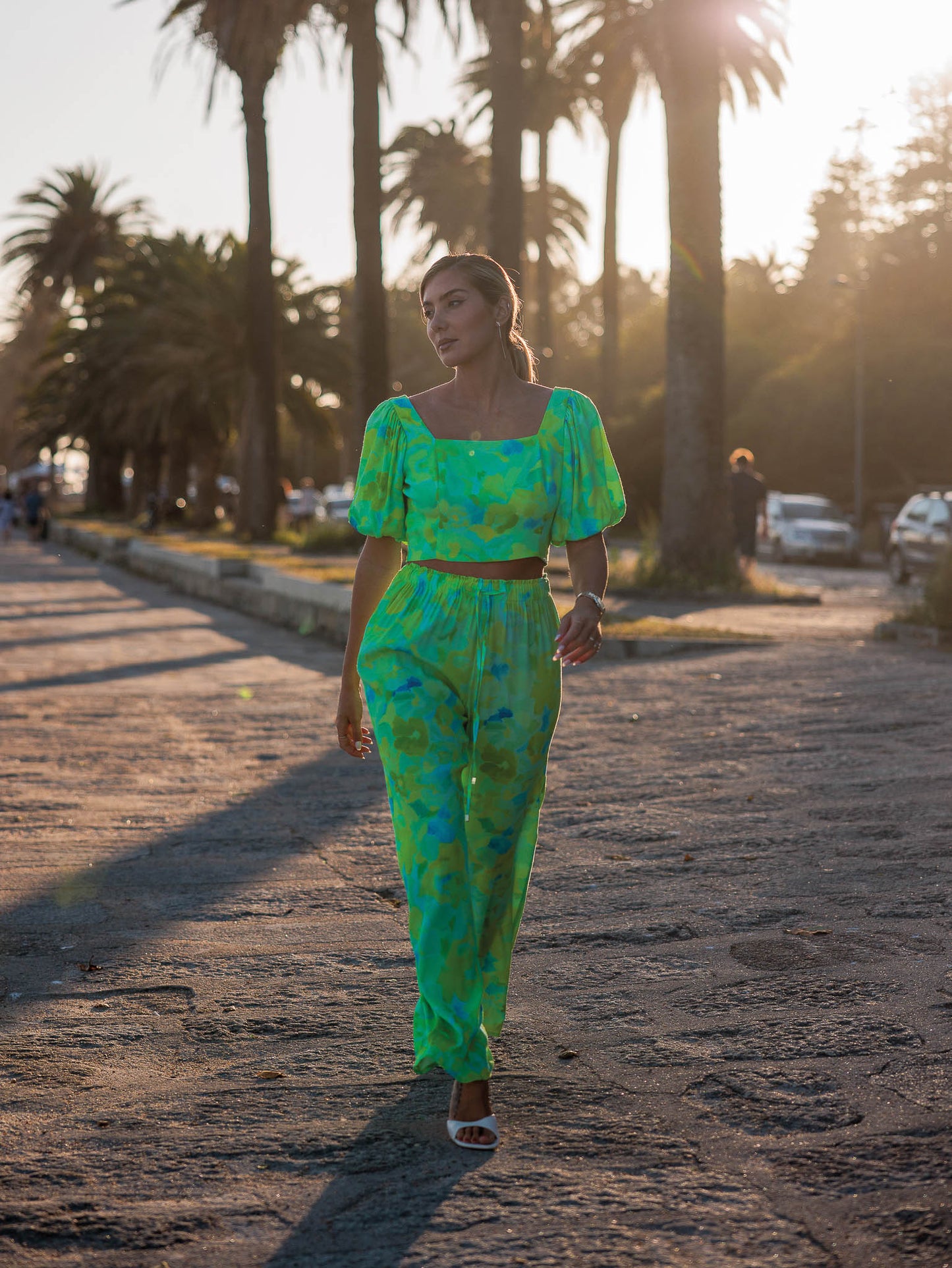 Top Estampado Com Detalhe de Laços na Costa - Scripta