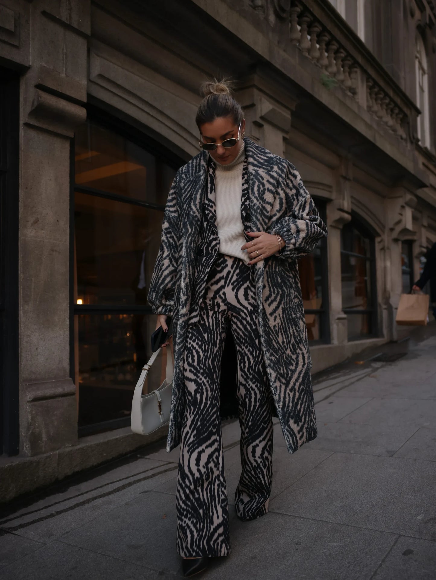 Printed Bell-Cut Trousers - Scripta