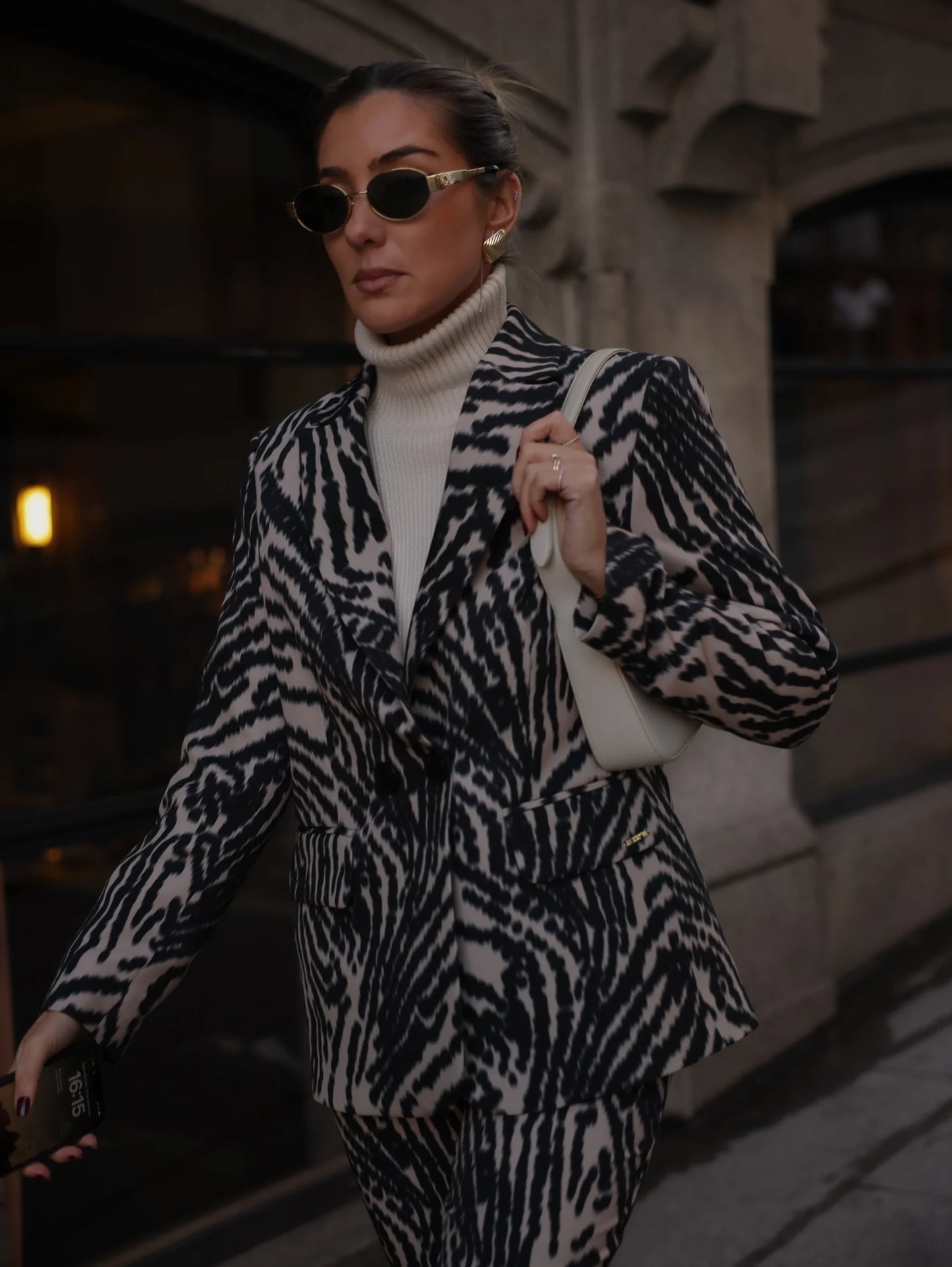 Printed Bell-Cut Trousers - Scripta
