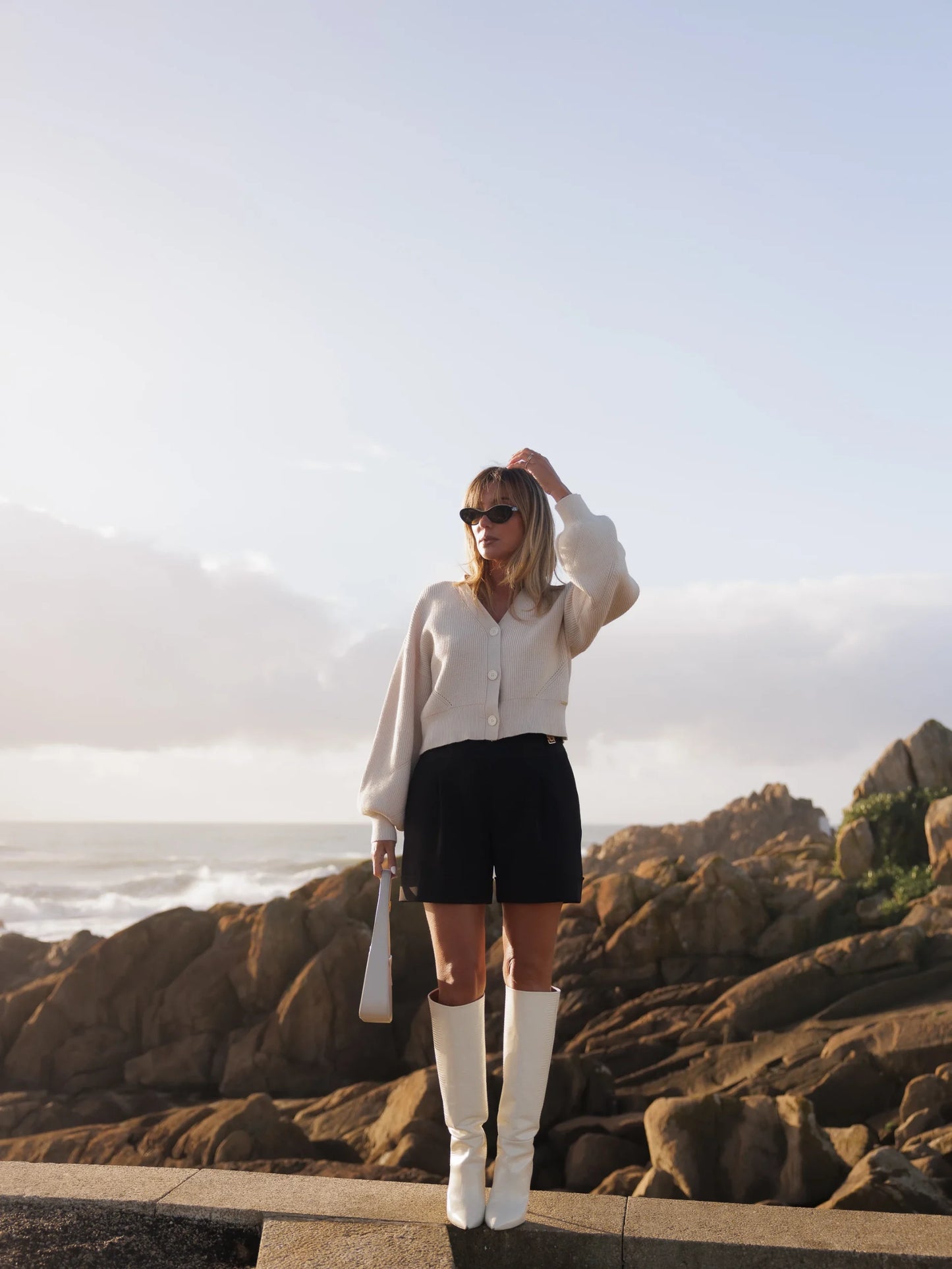 Shorts with Detail of Clips and Applications SC - Scripta