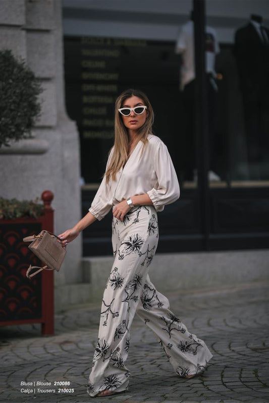 Pantalon noir imprimé fleuri - Scripta