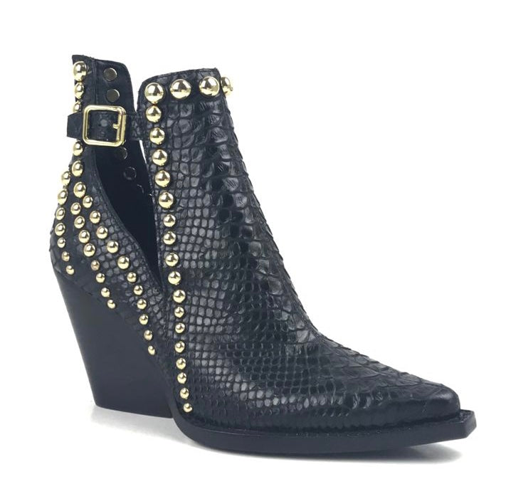 Rylan bootie store jeffrey campbell