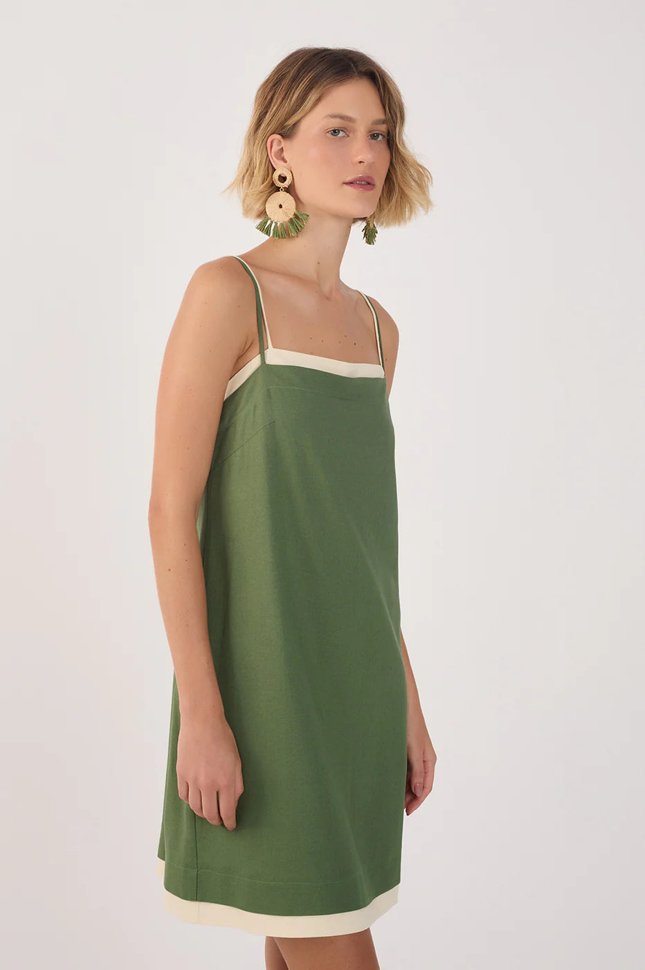 Vestido Curto em Linho Sobreposto Verde Coco – Dress To