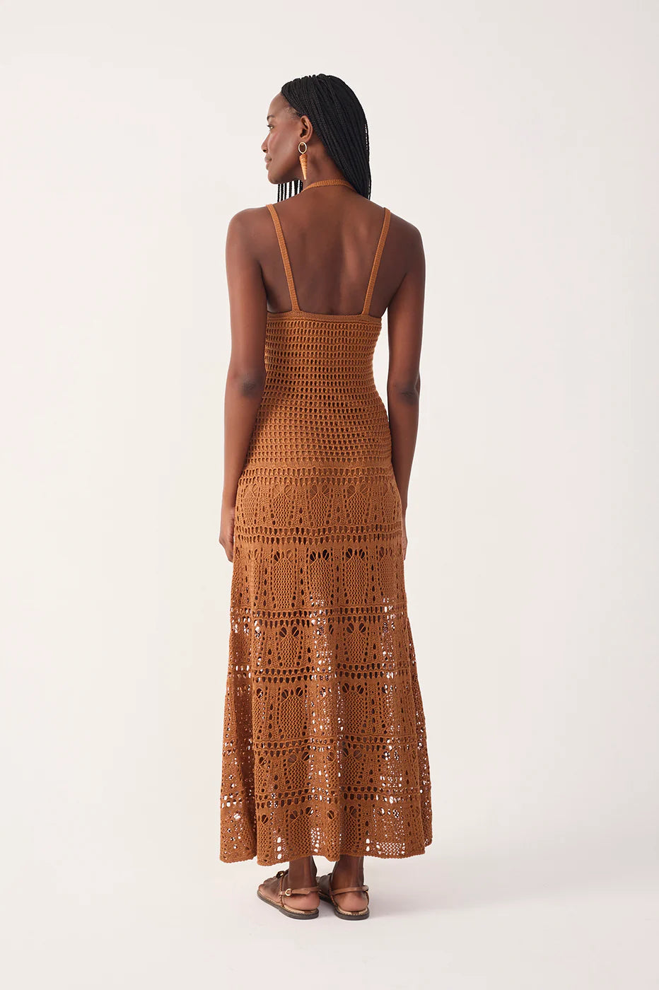 Vestido Comprido em Tricot Aberto com Decote em V Castanho - Dress To