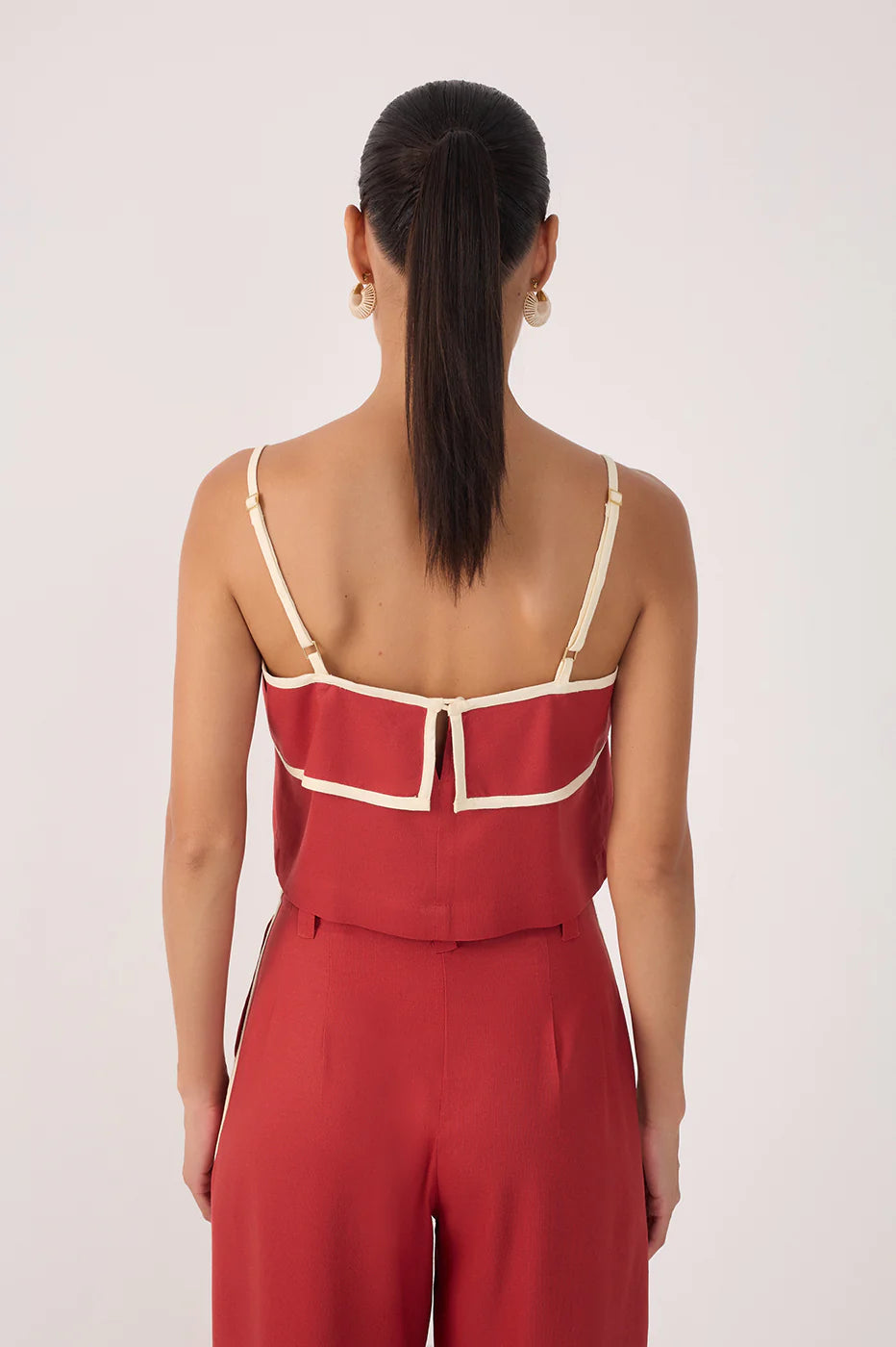 Top Vermelho com Decote Quadrado e Botões nas Costas – Dress To