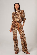 Load image into Gallery viewer, Leopard Pantalone - Masavi
