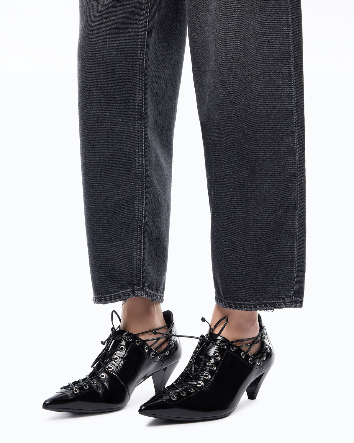 Jeans Balloon Fit com Aplicações Efeito Pele – Pinko - Preto