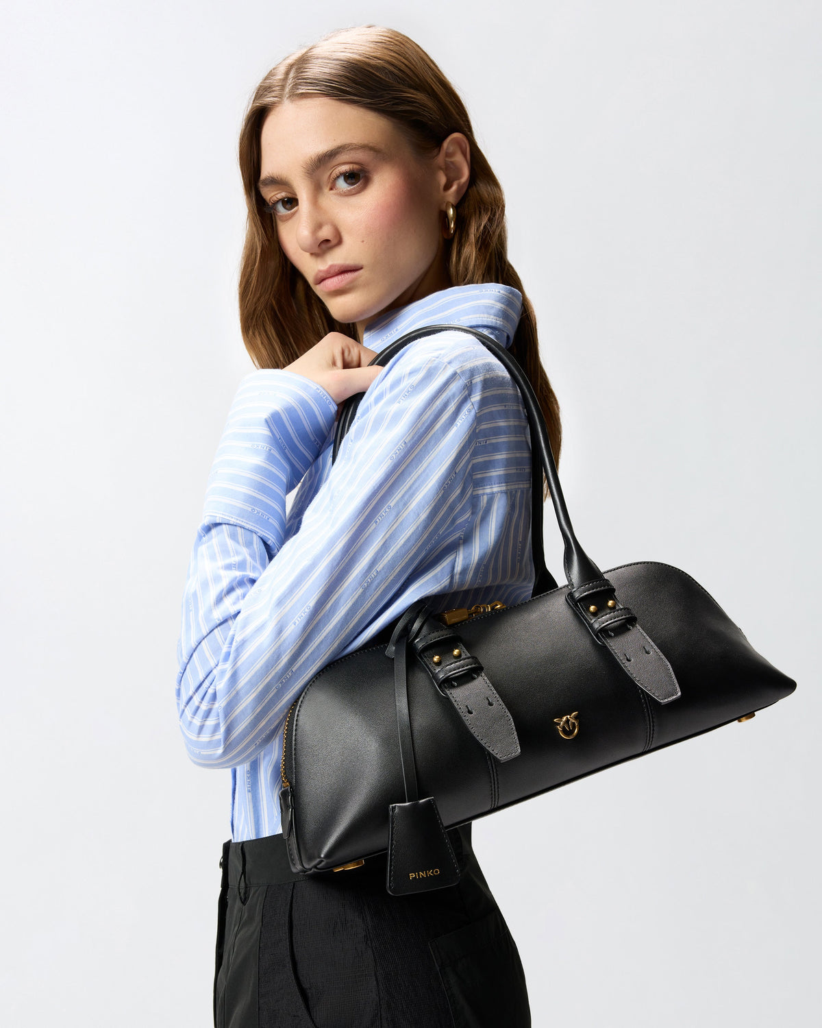 Mala Escape Bag Horizontal Grande em Pele – Pinko - Preto