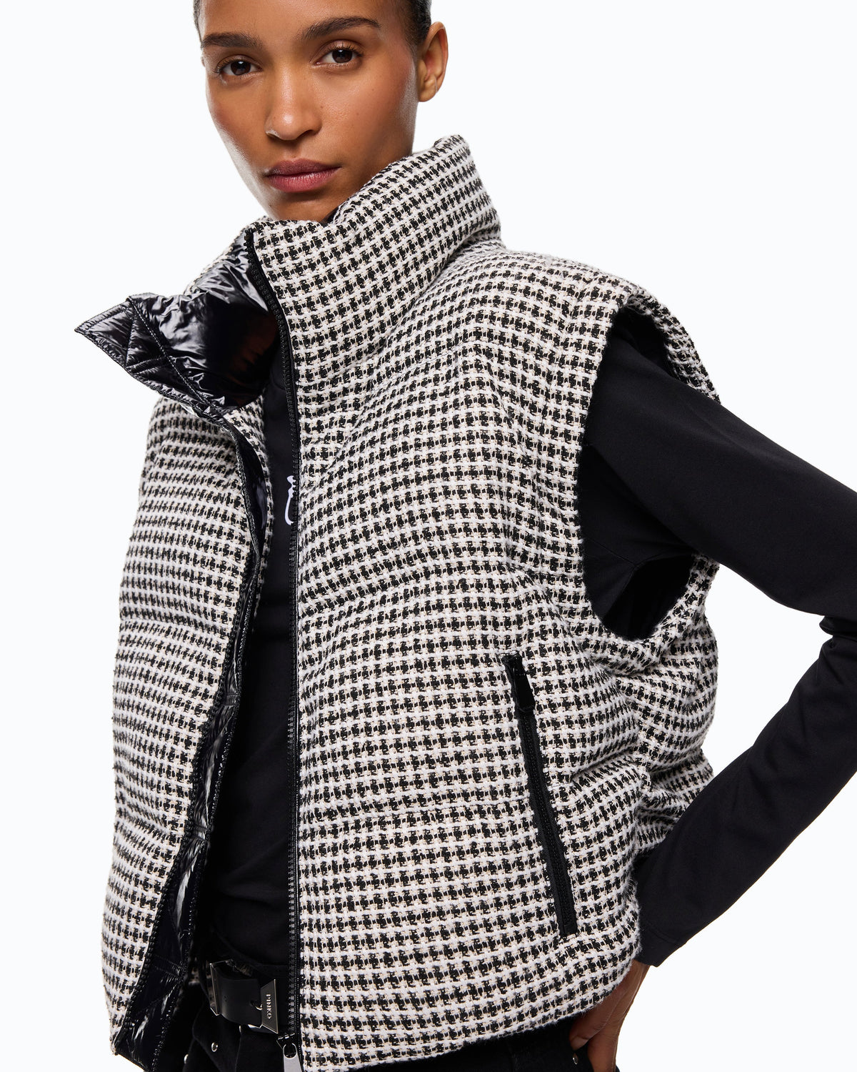 Blusão Acolchoado em Tweed com Mangas Removíveis - Pinko