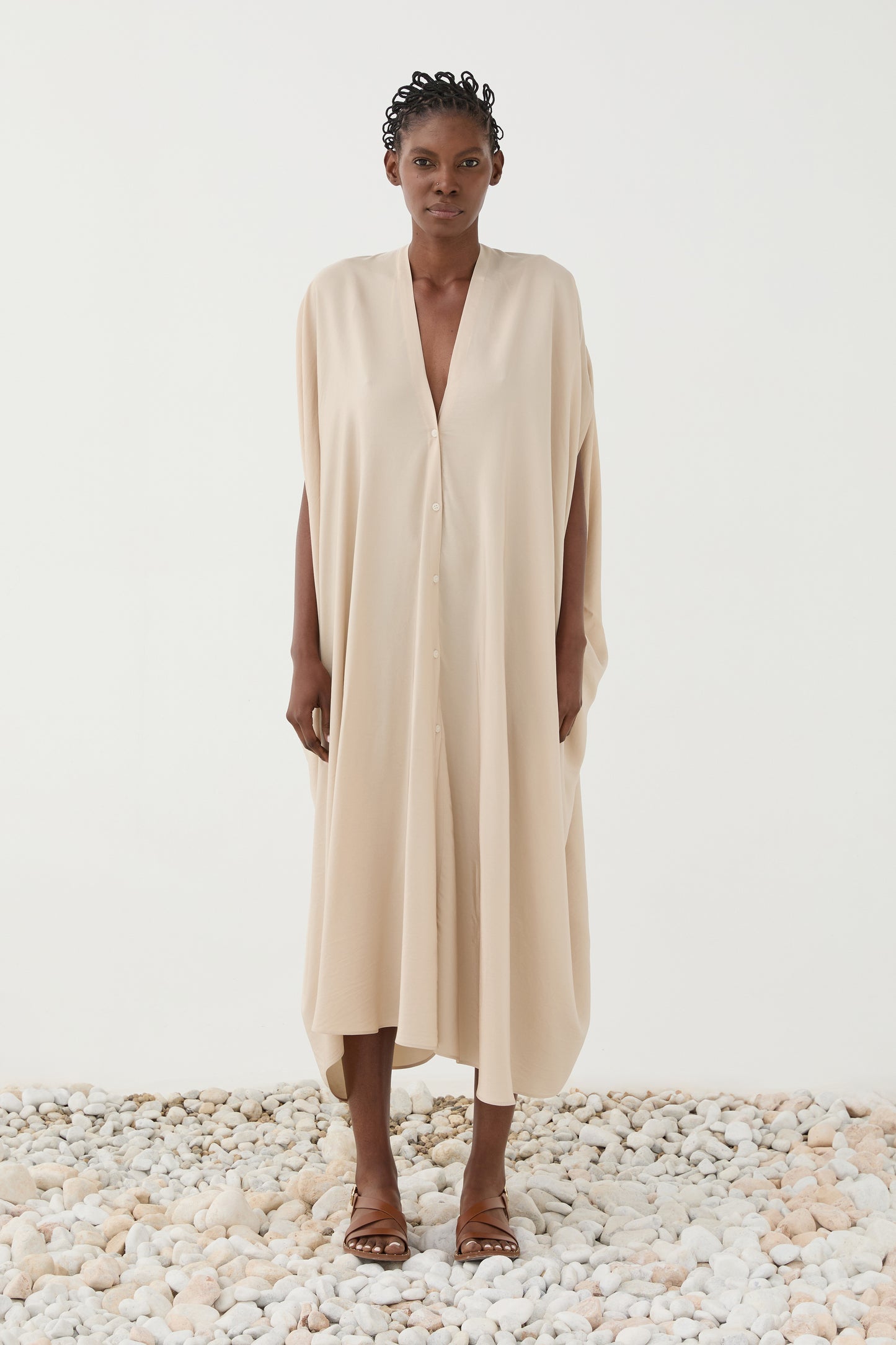 Vestido Fluido Oversized Com Botões – Eleh