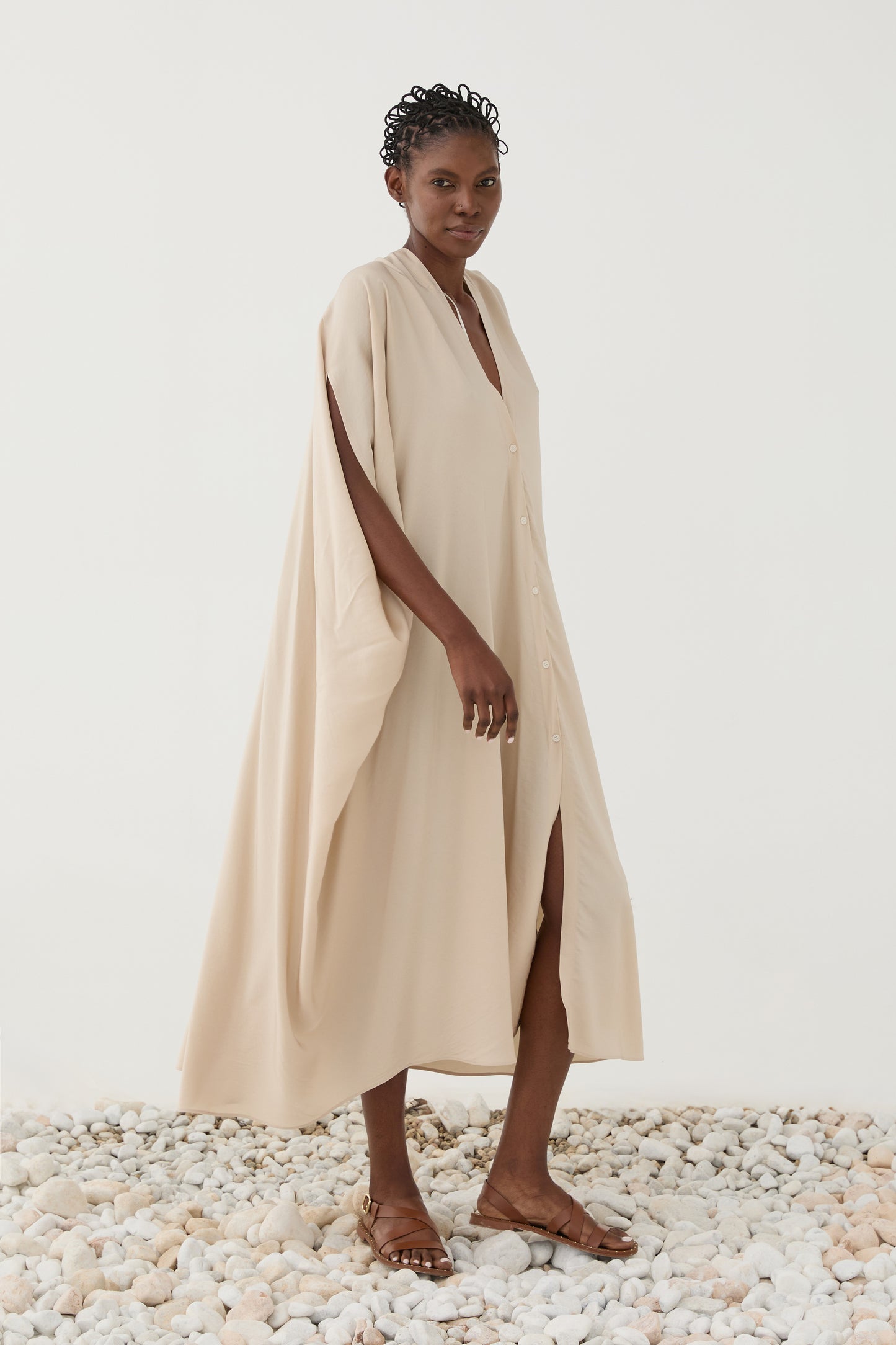Vestido Fluido Oversized Com Botões – Eleh