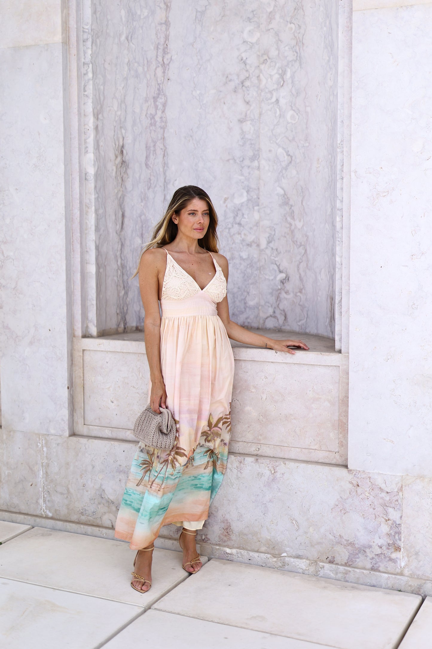 Vestido Cropped Bordado Estampa Veranil - Dress To