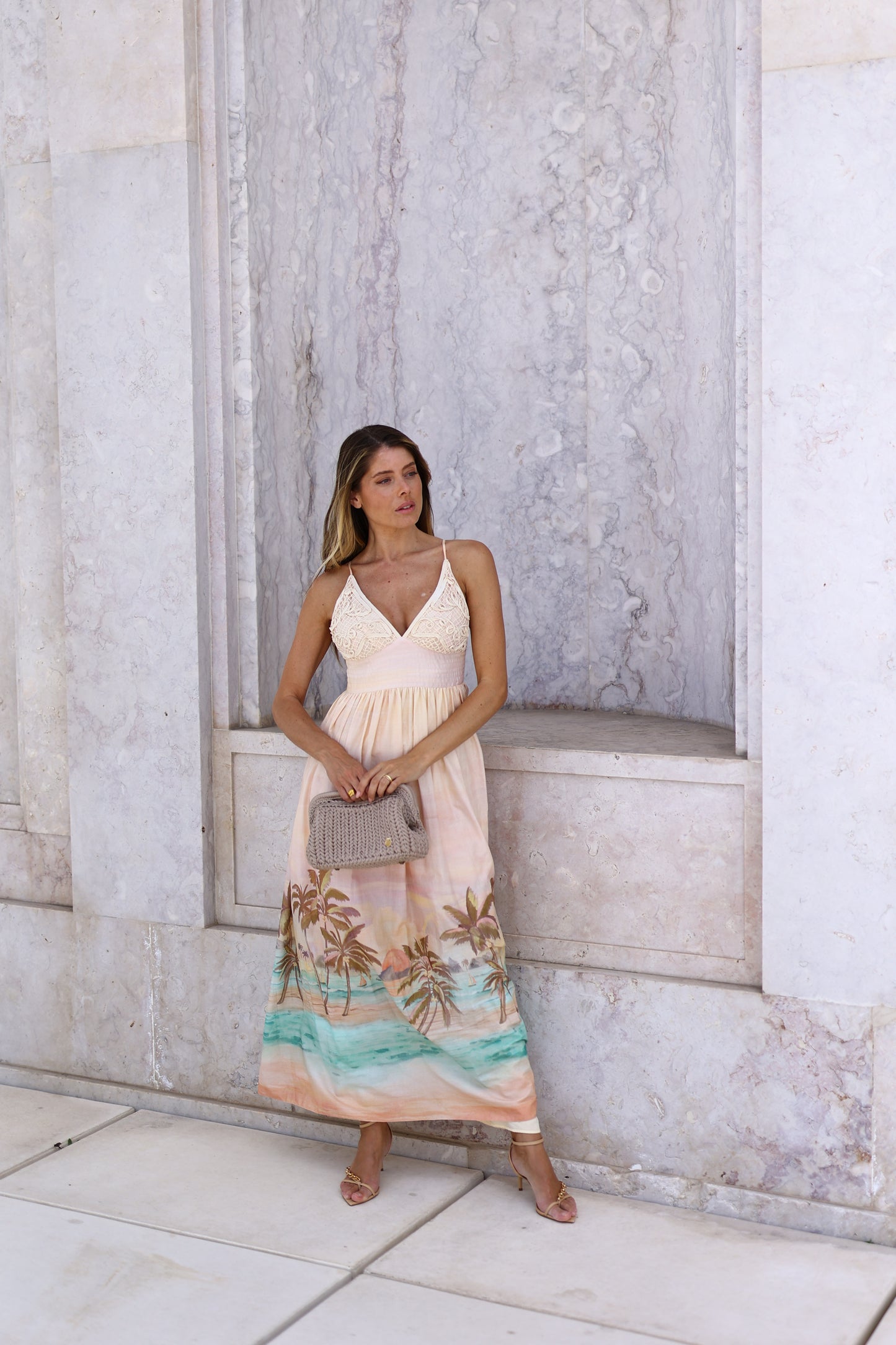 Vestido Cropped Bordado Estampa Veranil - Dress To