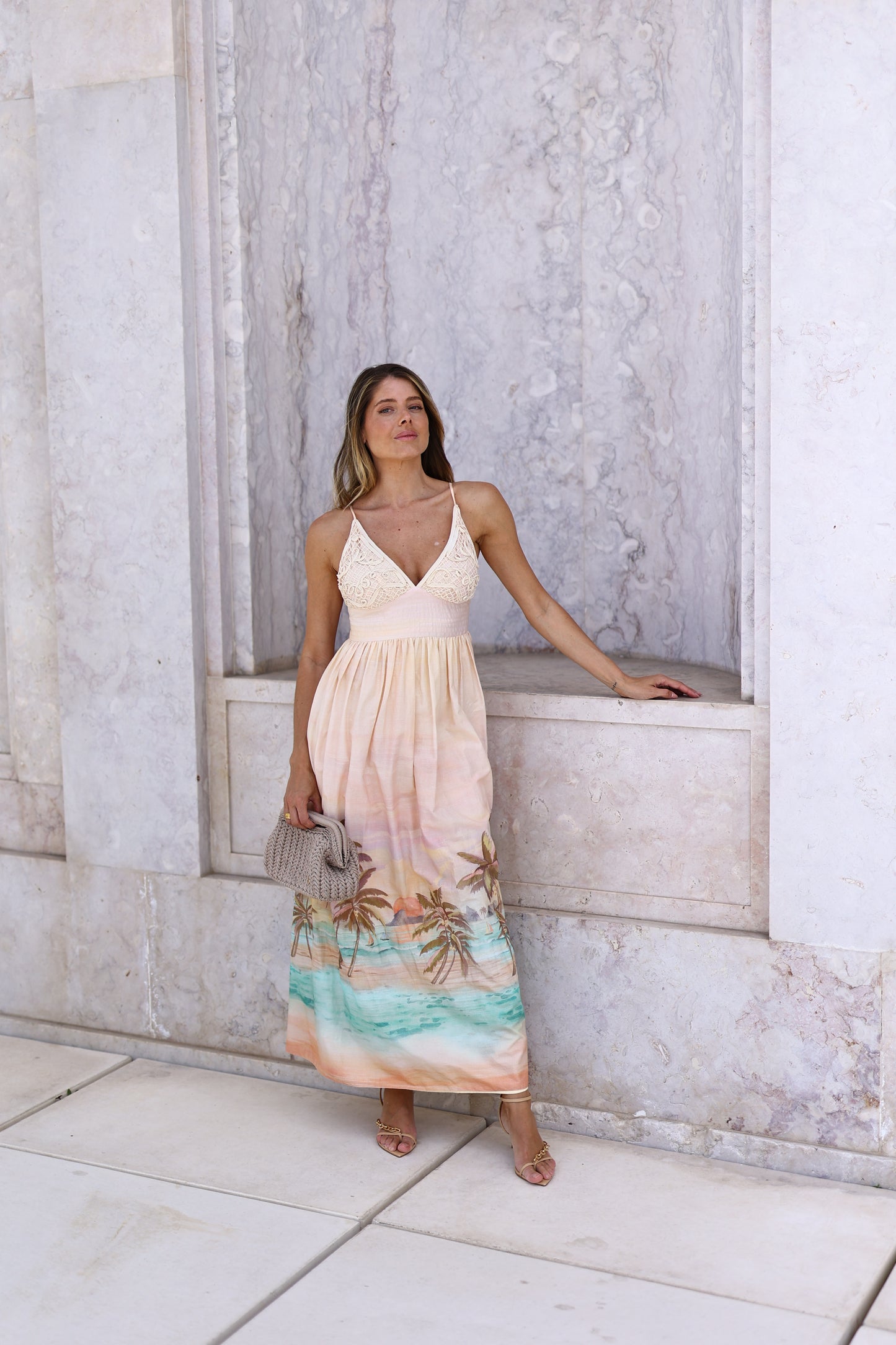 Vestido Cropped Bordado Estampa Veranil - Dress To