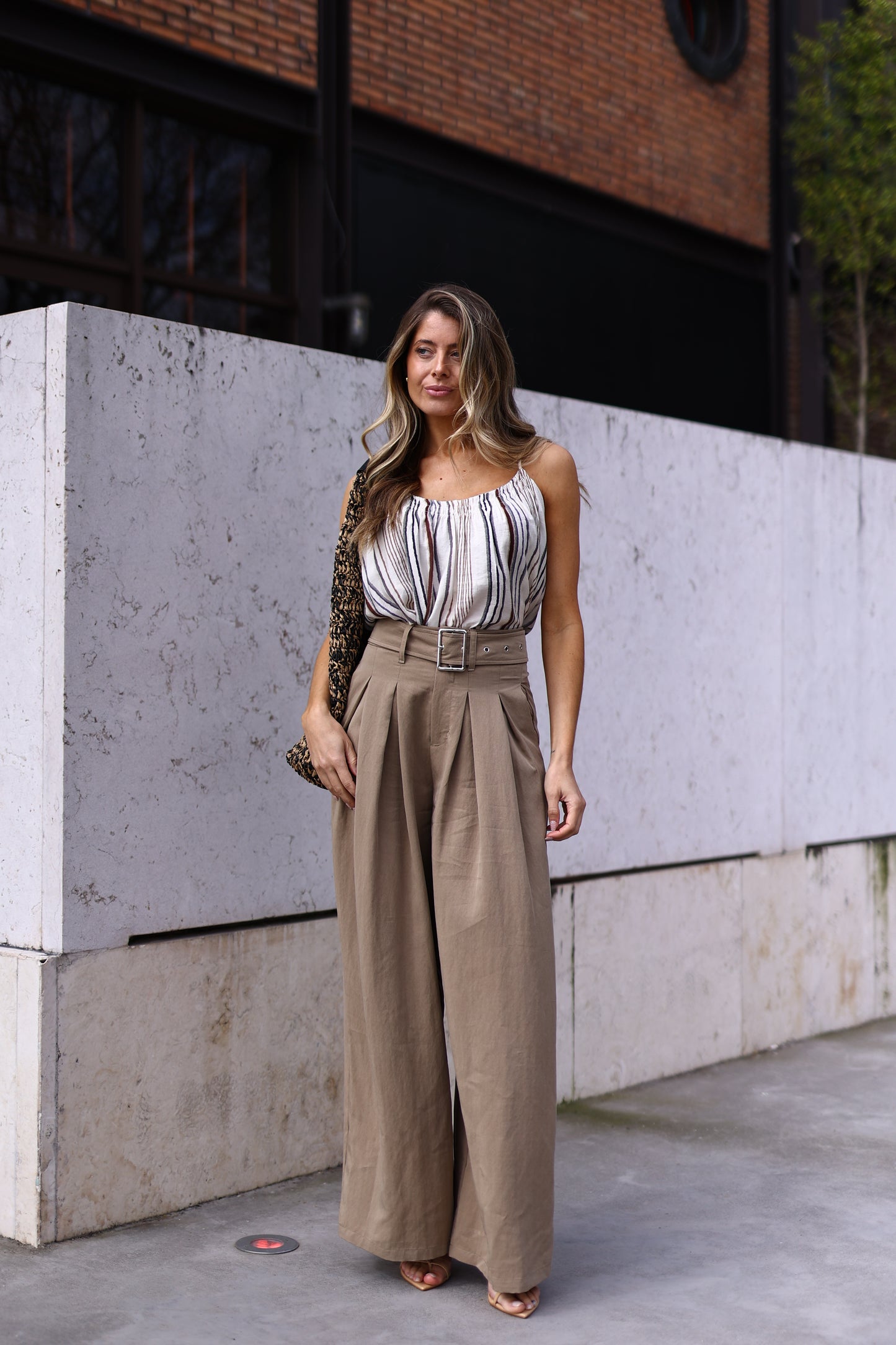 Top Fluido às Riscas com Alças Finas – Eleh