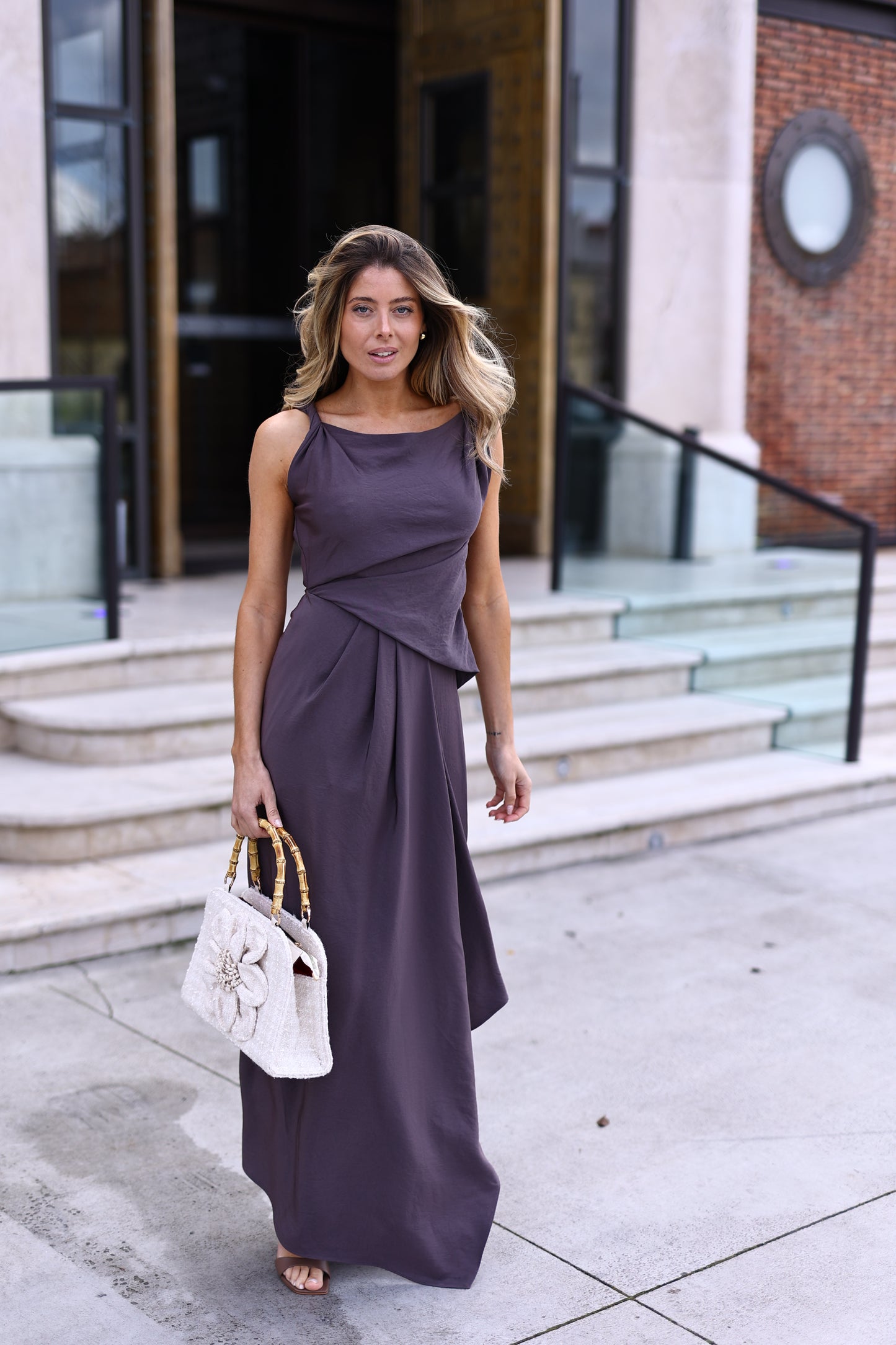 Vestido Longo Fluido com Drapado – Eleh