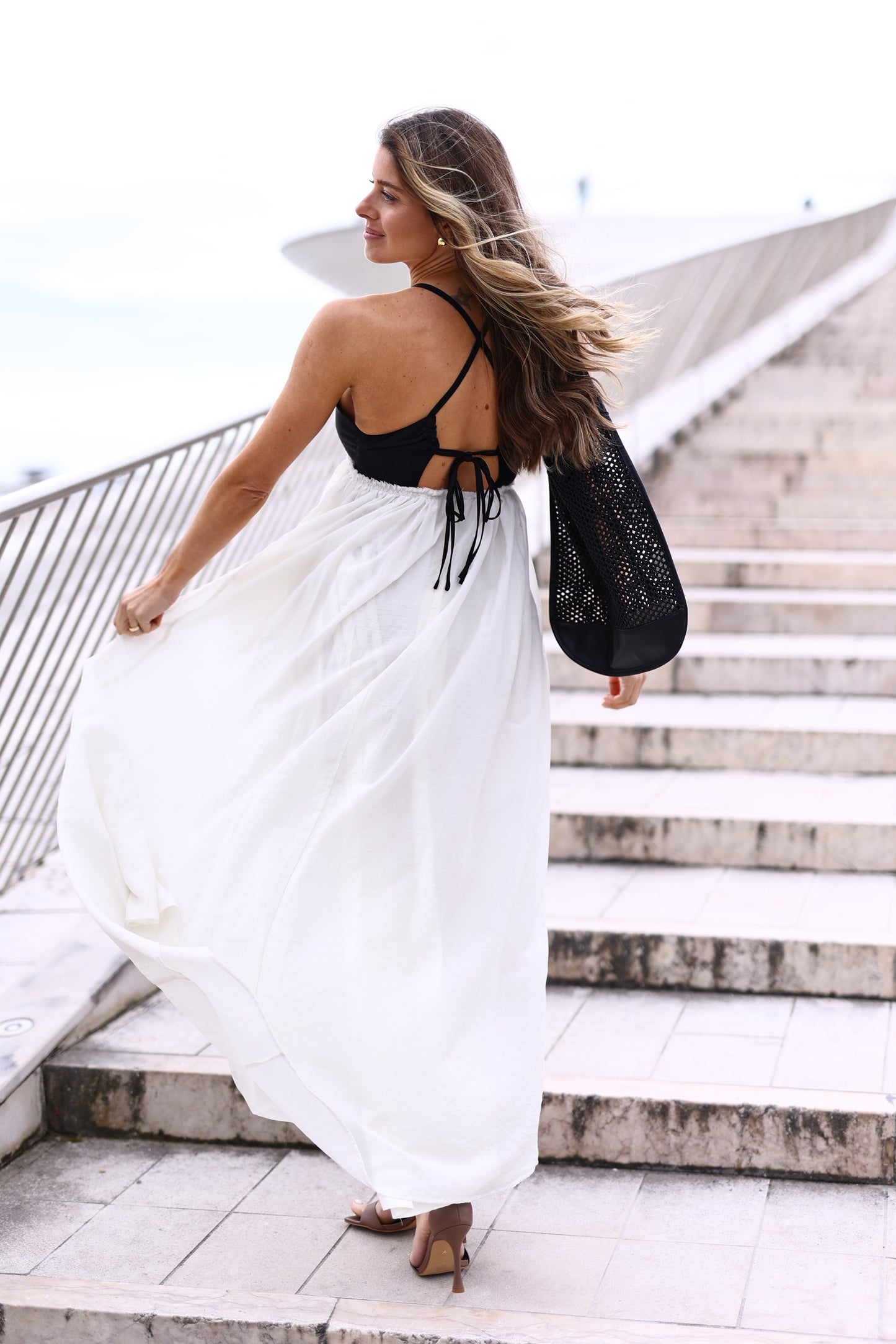 Vestido Longo Fluido Bicolor – Eleh