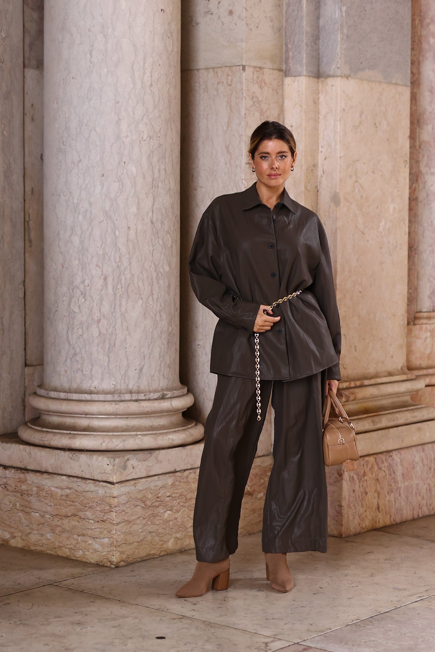 Calças Baggy Em Ecopele – ELEH