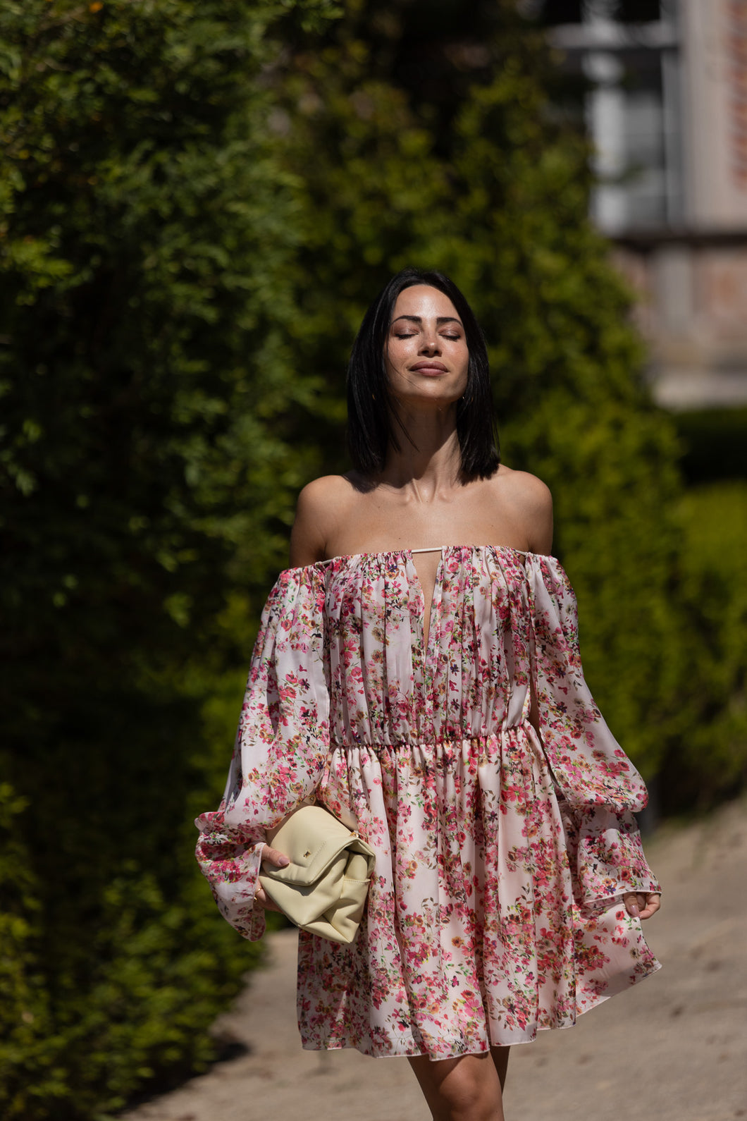 Vestido Floral sem Ombros - Jijil