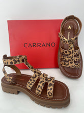 Charger l&#39;image dans la galerie, Sandália Gladiadora Animal Print -
